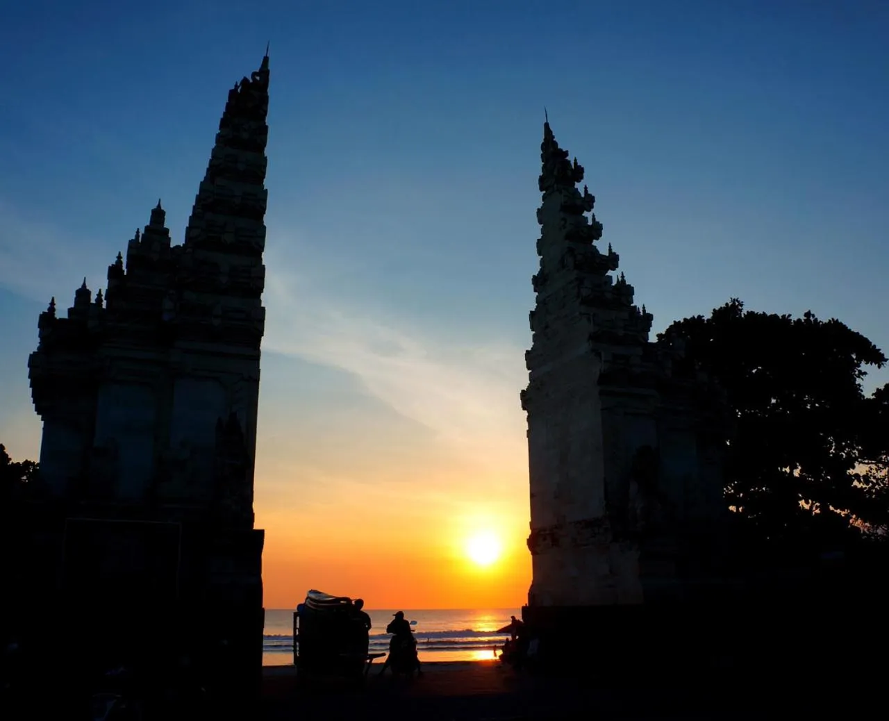 Property building in Taman Sari Cottages