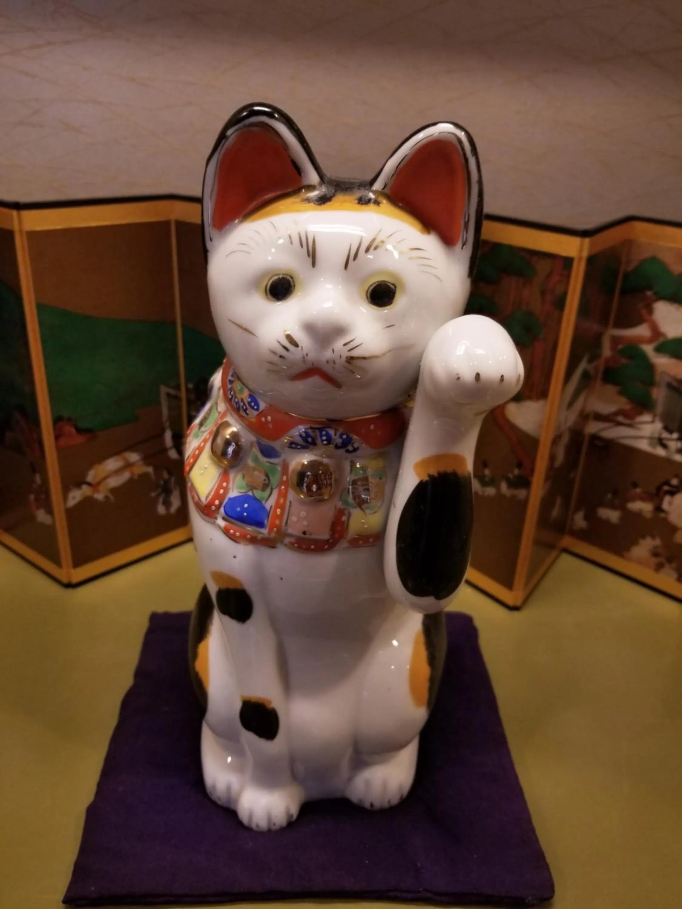 Decorative detail in Ryokan Sawaya Honten