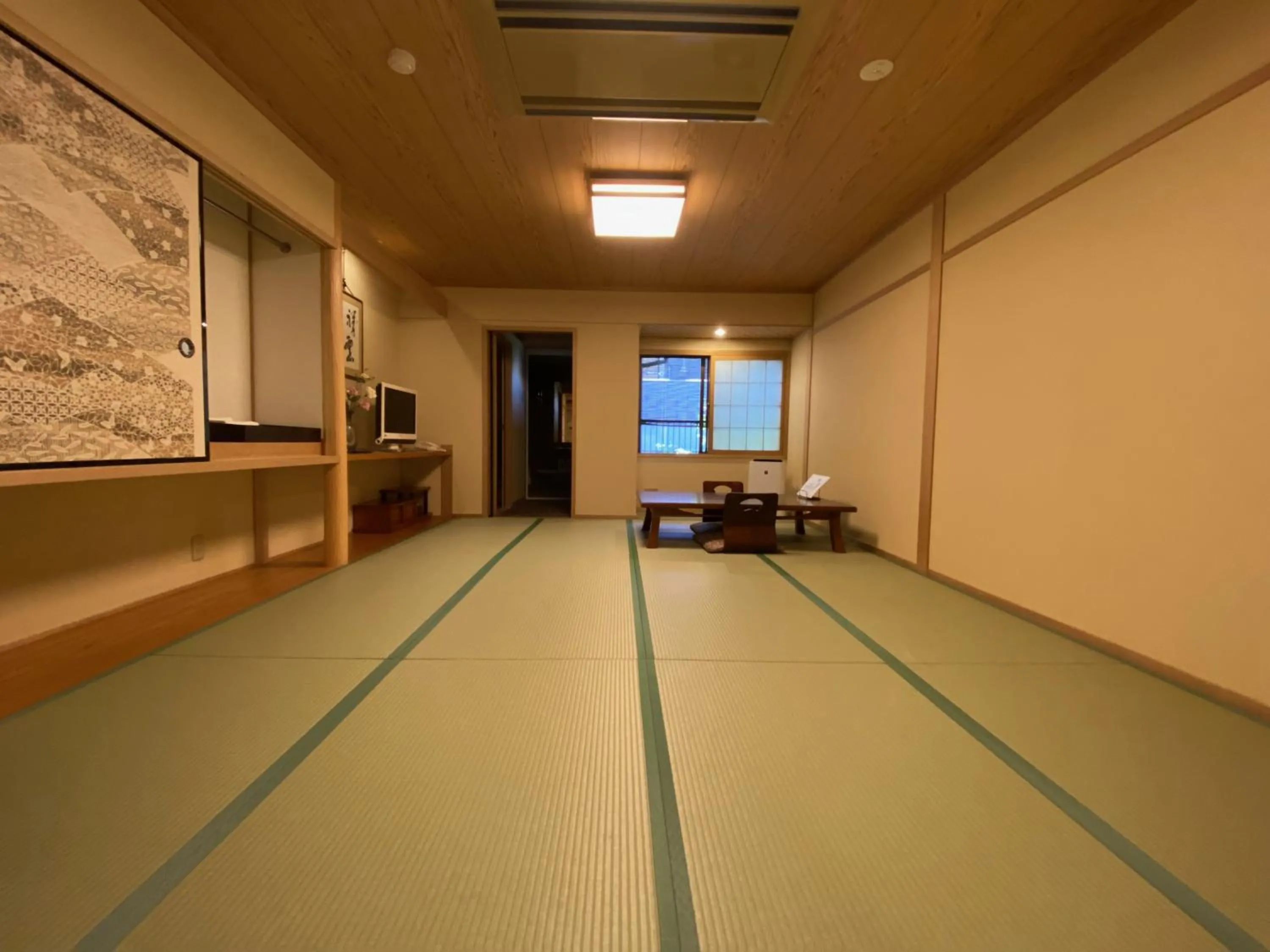Photo of the whole room in Ryokan Sawaya Honten