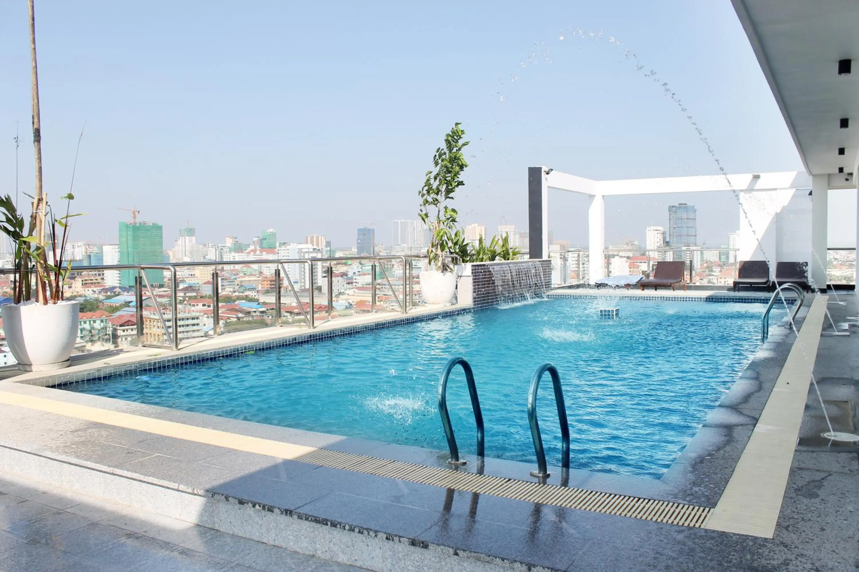 Swimming pool in Malis the Residence