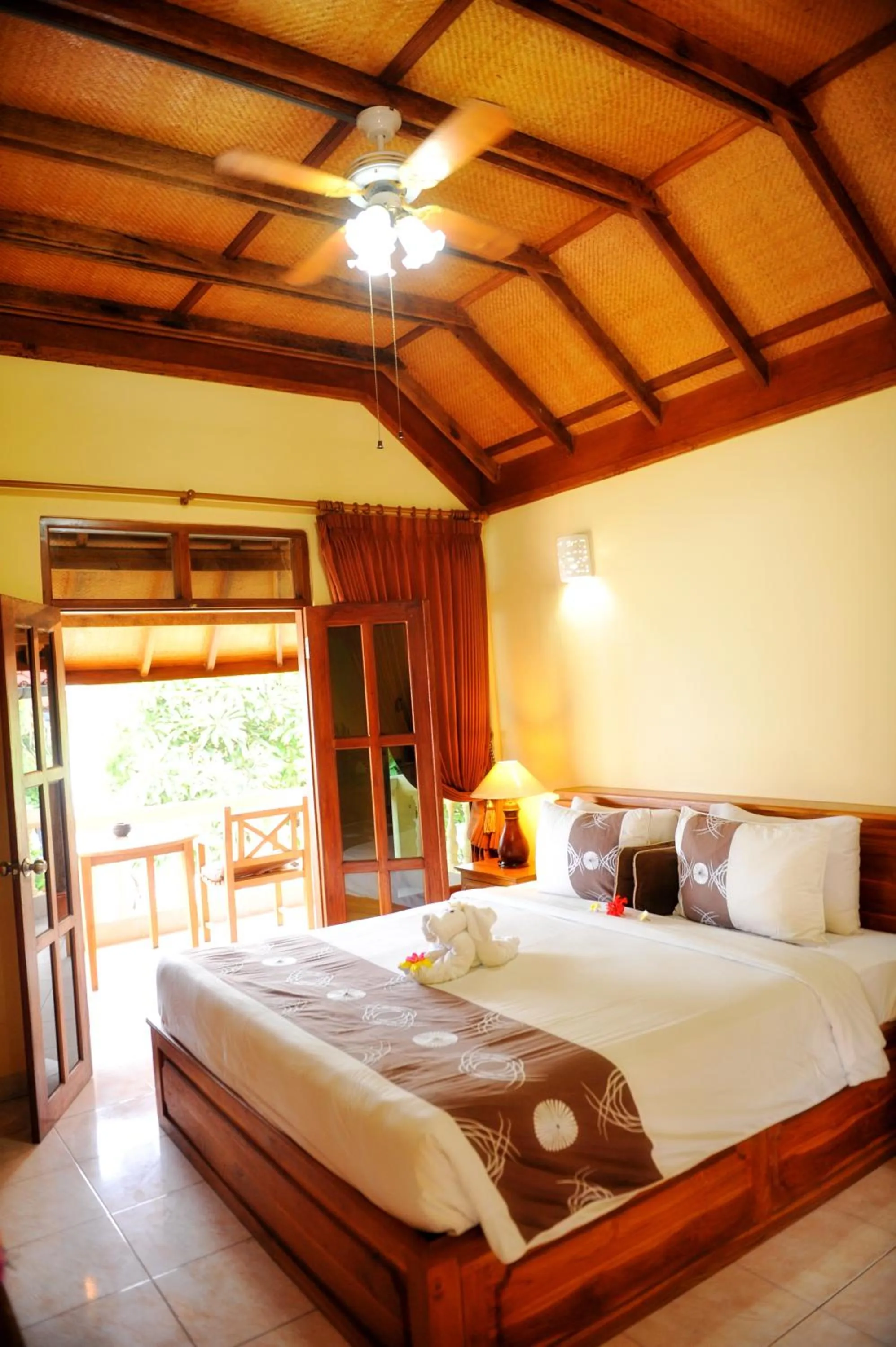 Bedroom, Bed in Bali Palms Resort