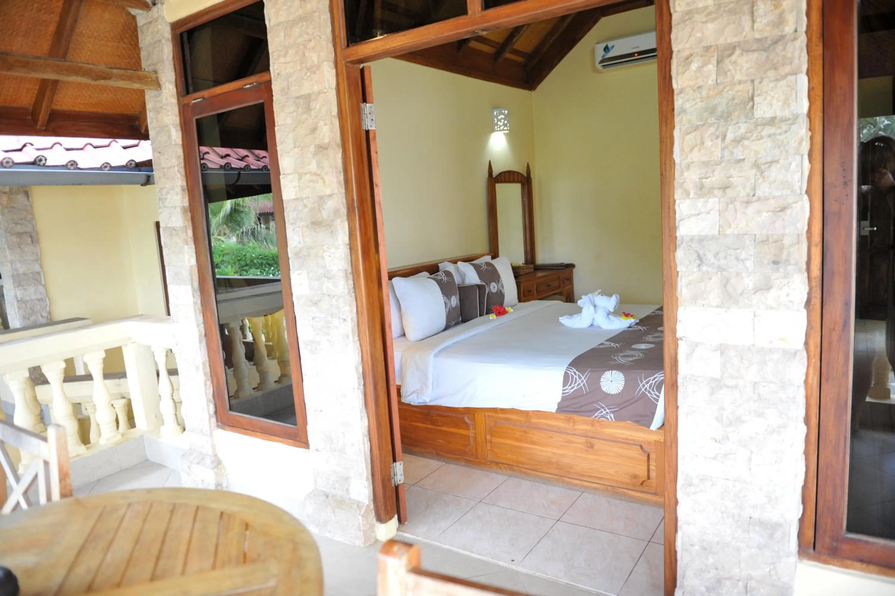 Balcony/Terrace, Bed in Bali Palms Resort