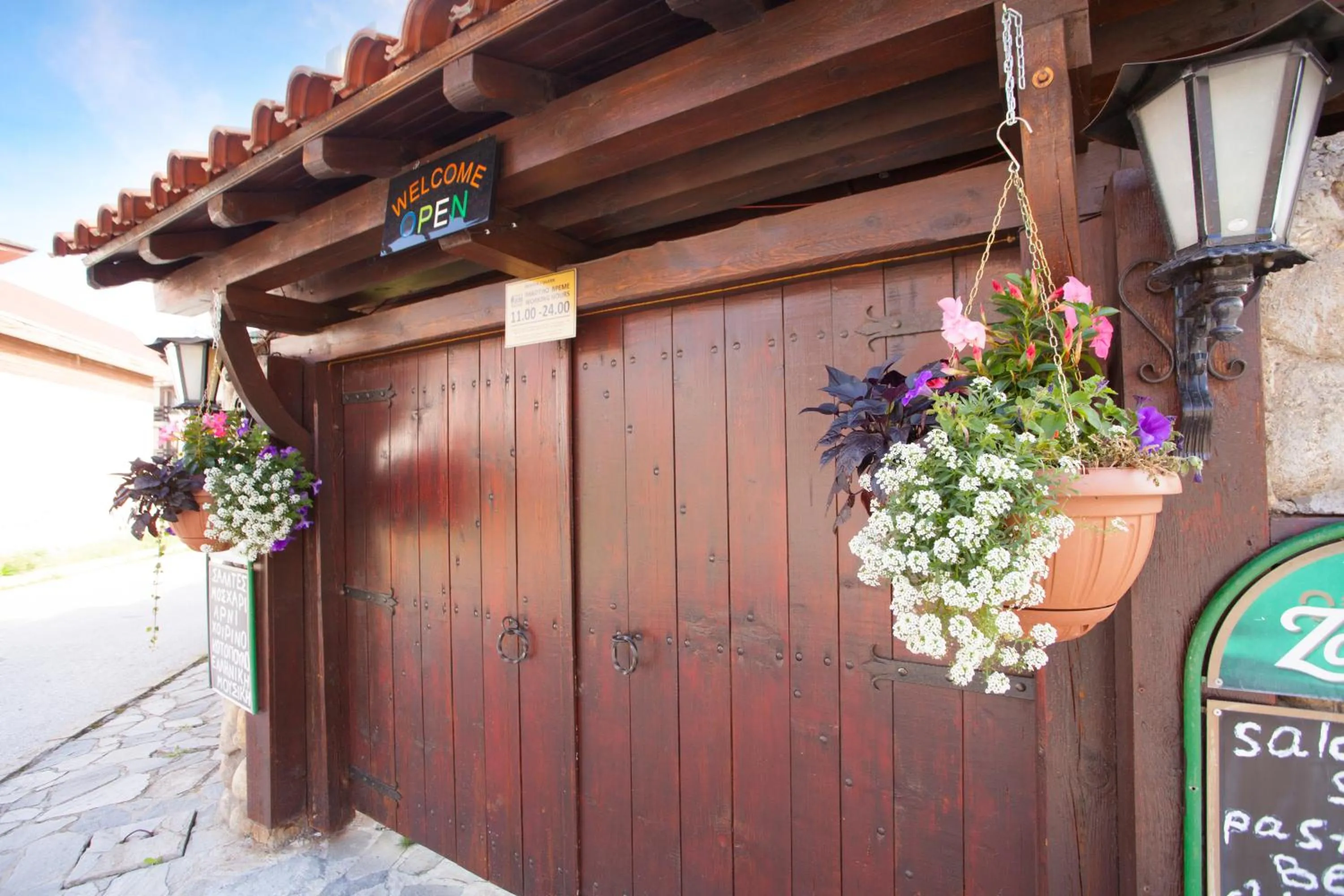 Facade/entrance in Hotel Tanne