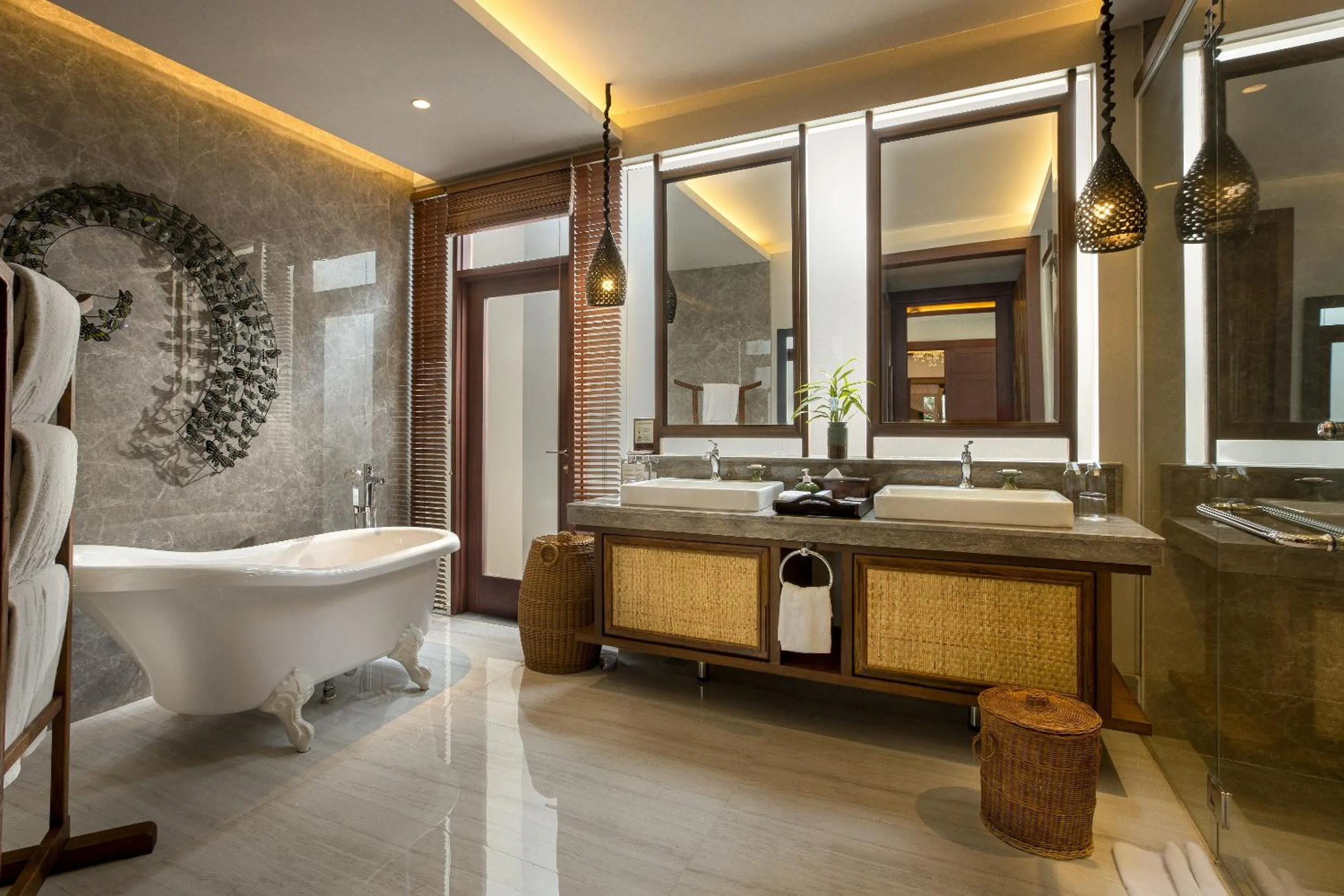 Bathroom in Plataran Borobudur