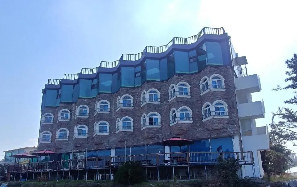 Property Building in New Ocean Resort