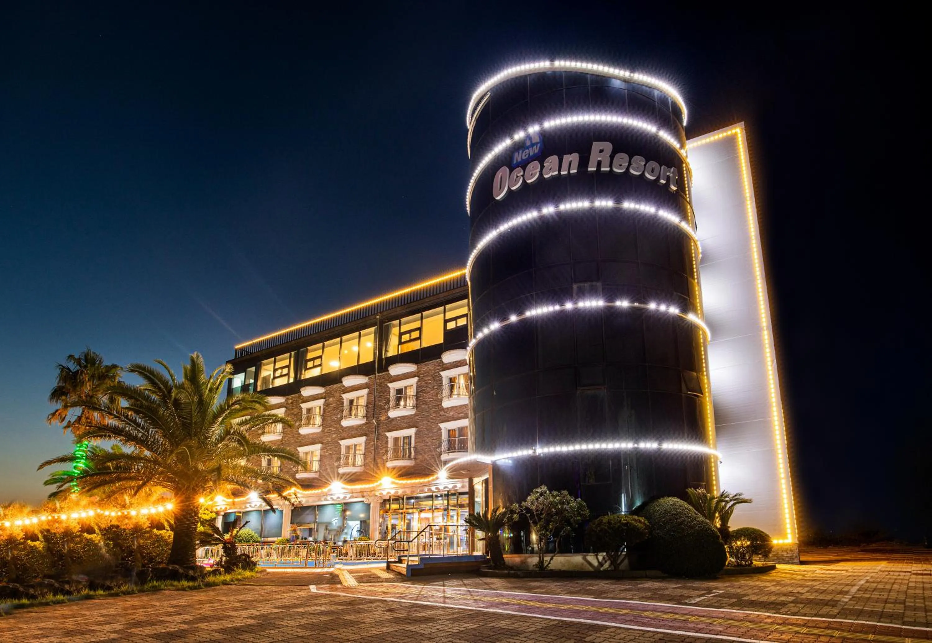 Property Building in New Ocean Resort