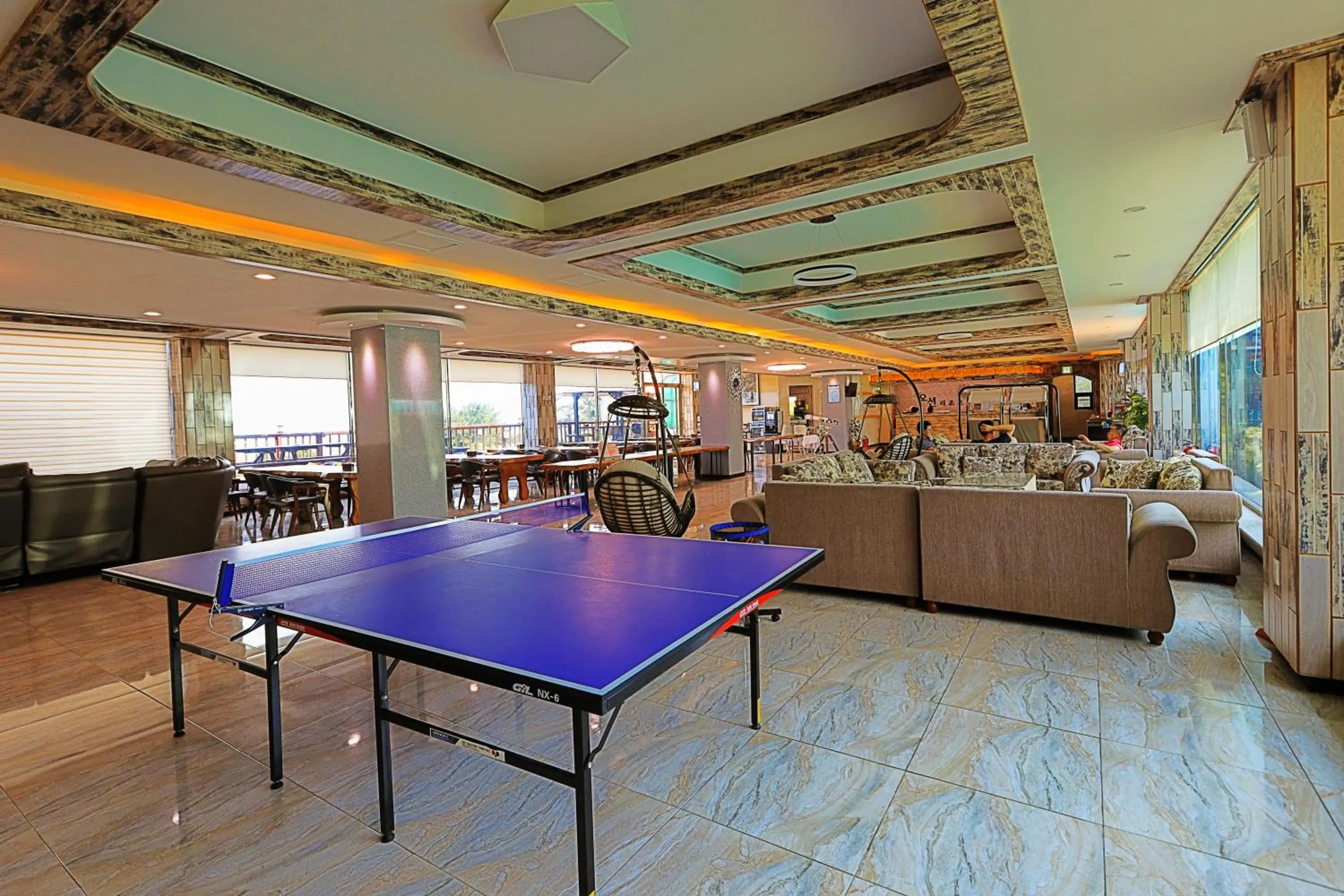 Table Tennis in New Ocean Resort