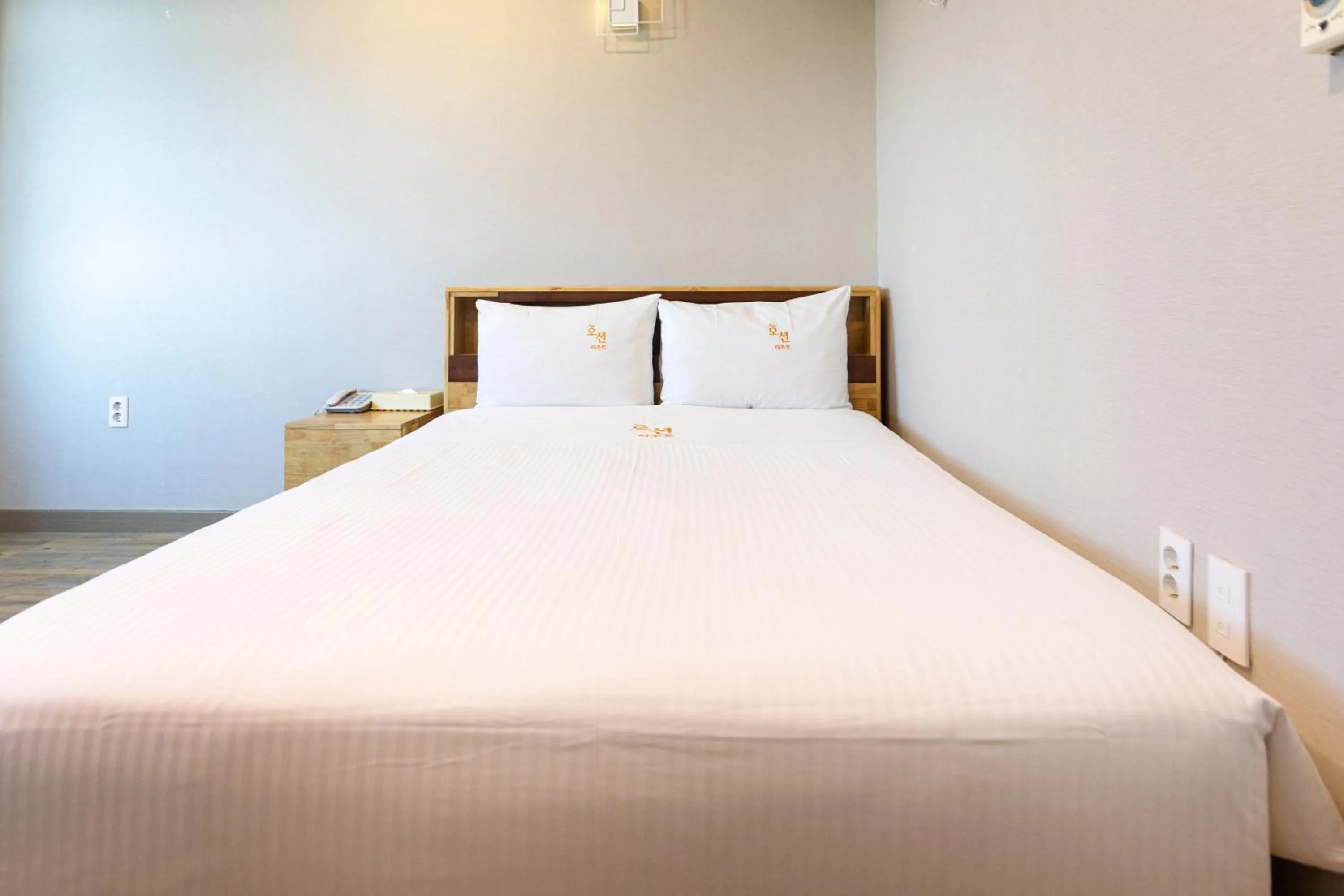 Room Photo in New Ocean Resort