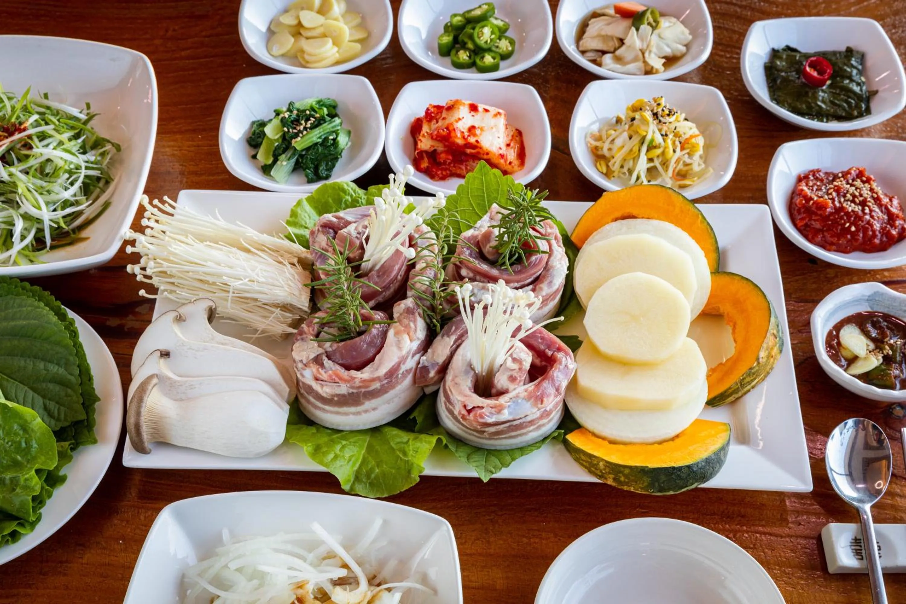 Food in New Ocean Resort