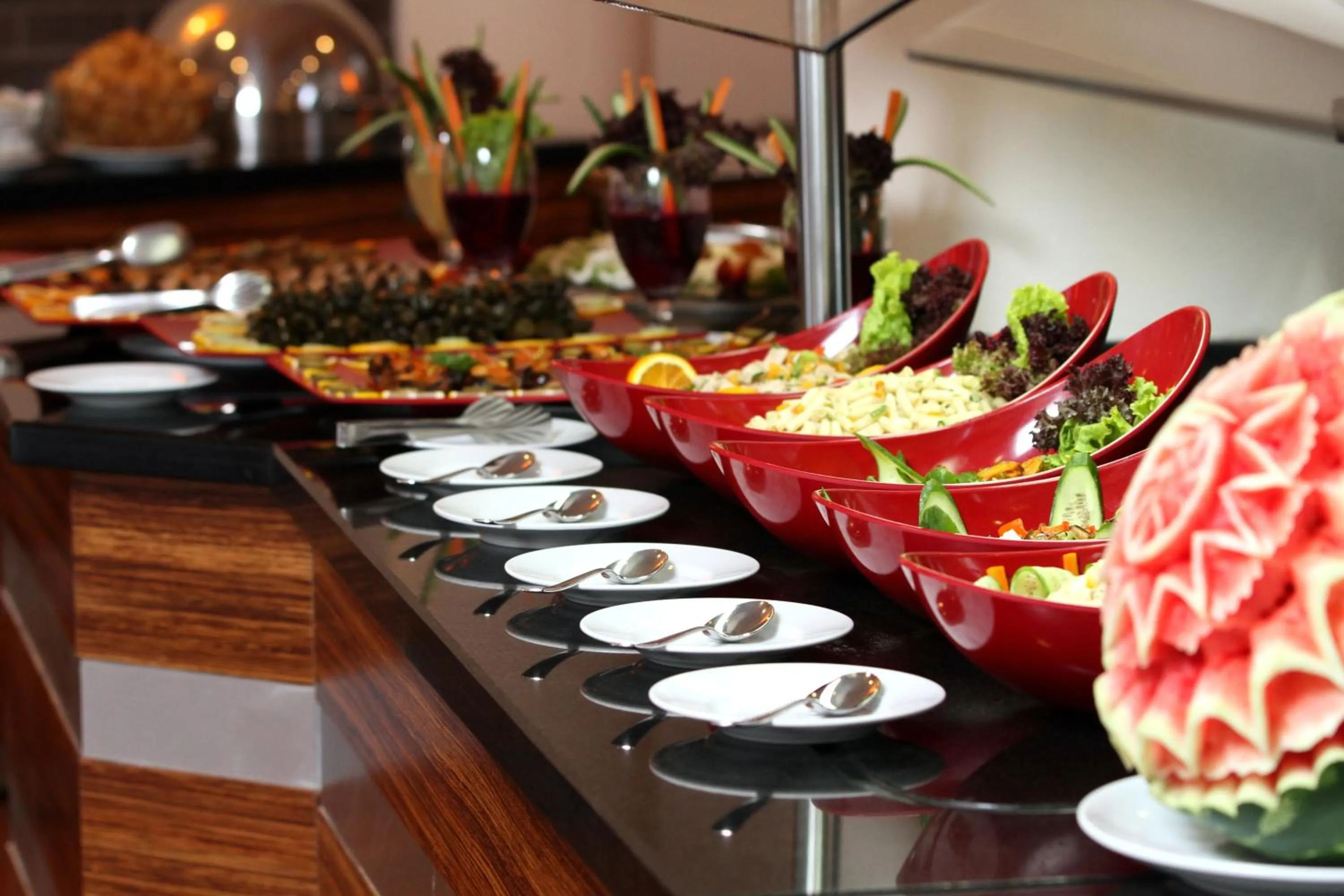 Restaurant/places to eat in Lalila Blue Suites