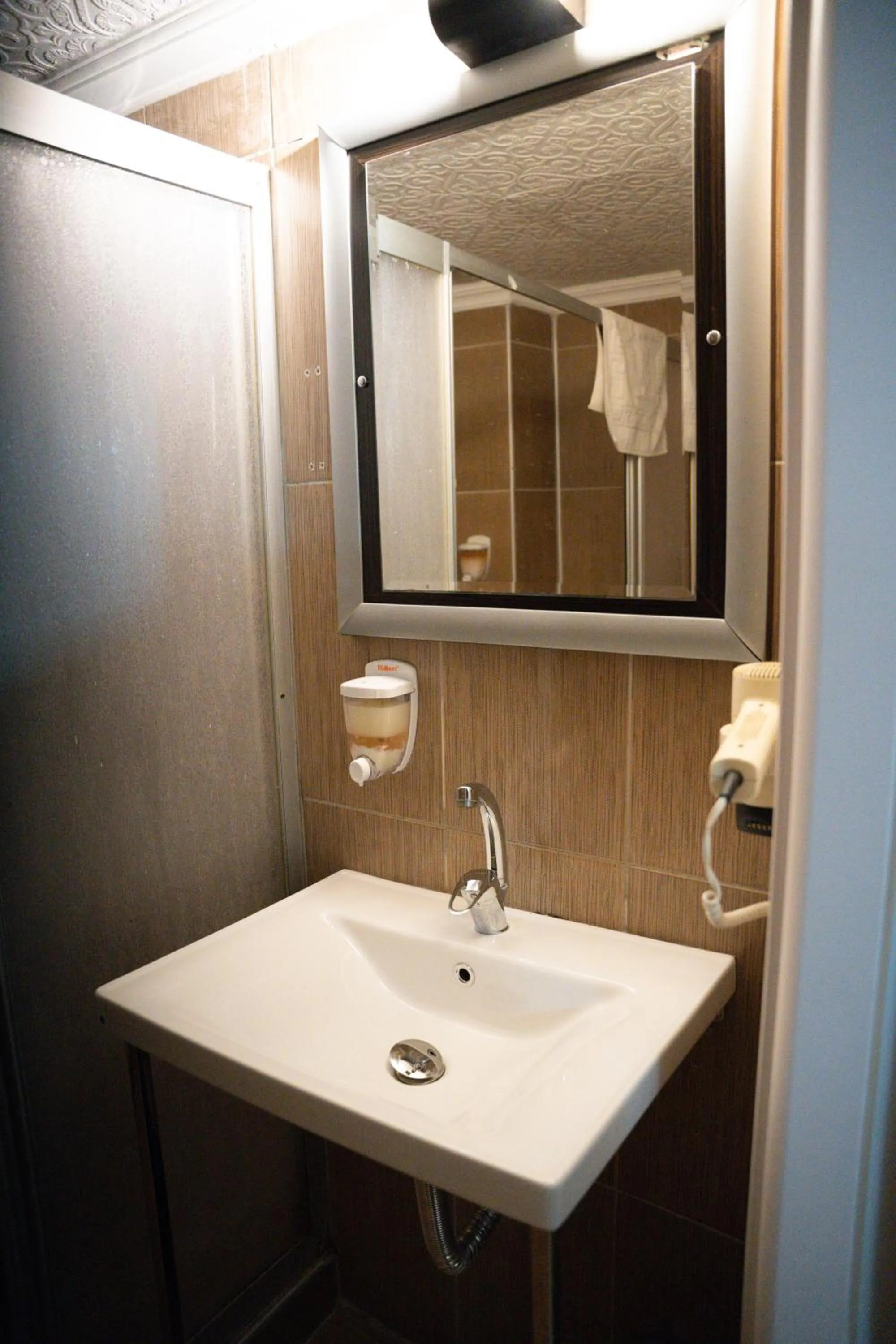 Bathroom in Pearl Hotel İstanbul