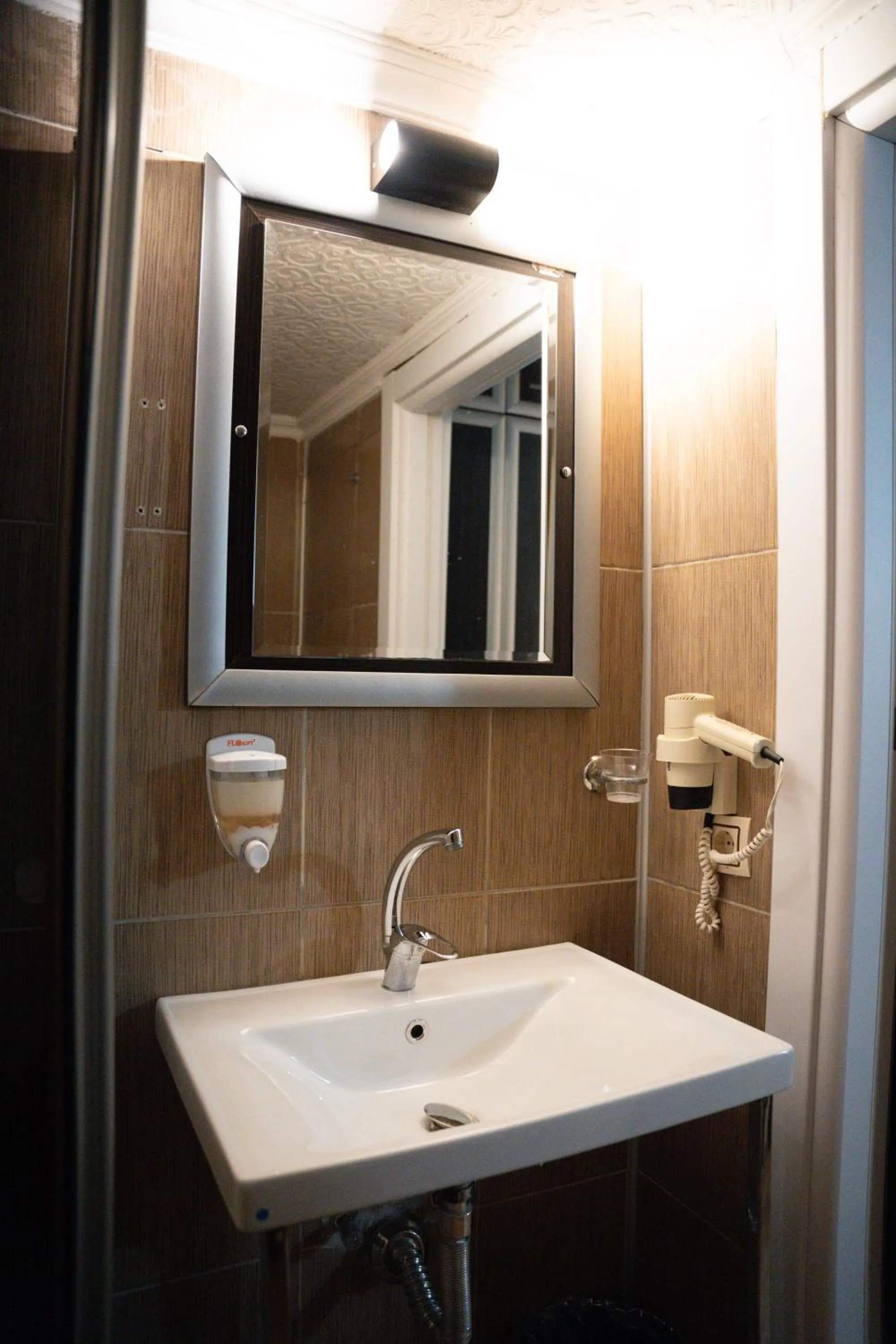 Bathroom in Pearl Hotel İstanbul