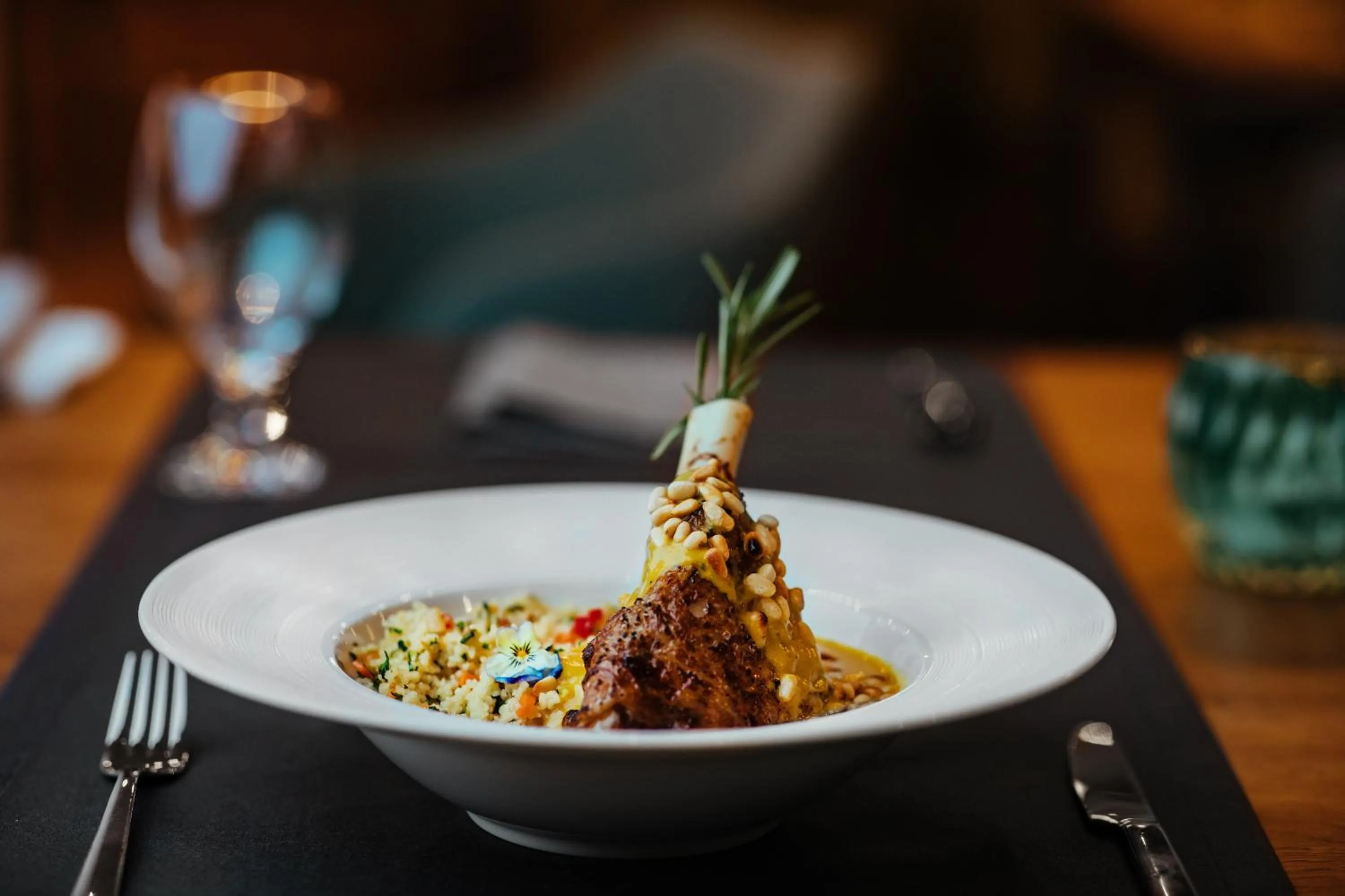 Restaurant/places to eat in Grand Park Hotel