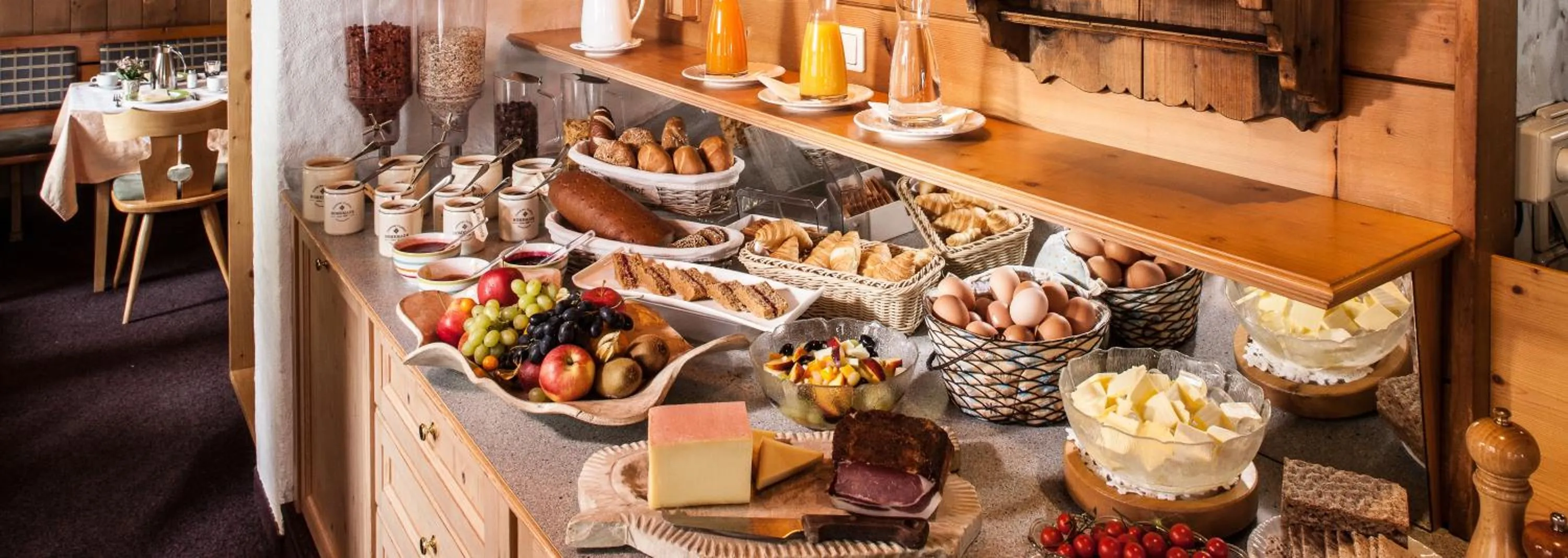 Continental breakfast in Hotel Bergerhof