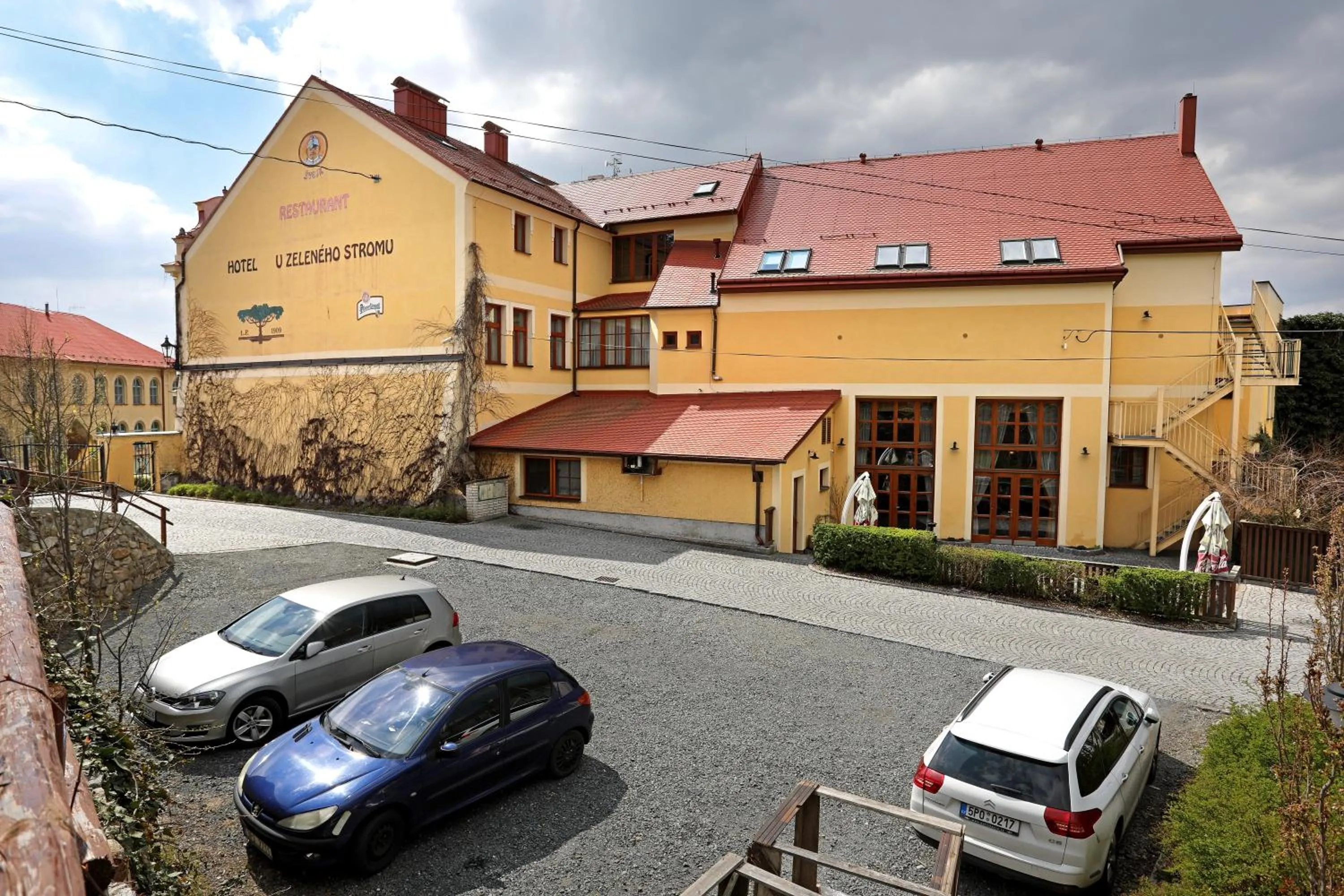 Hotel U Zeleneho stromu