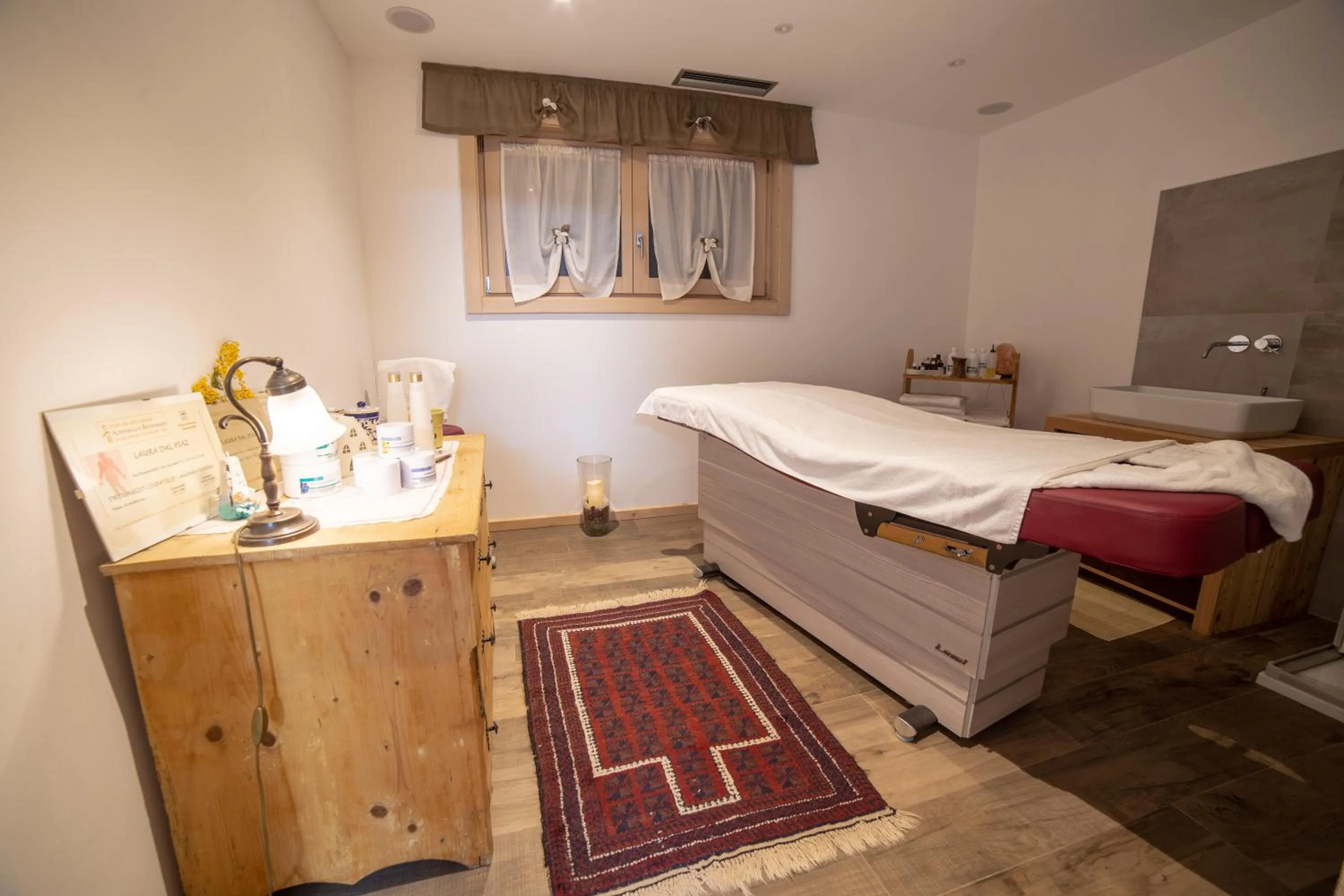 Bed in Caminetto Mountain Resort