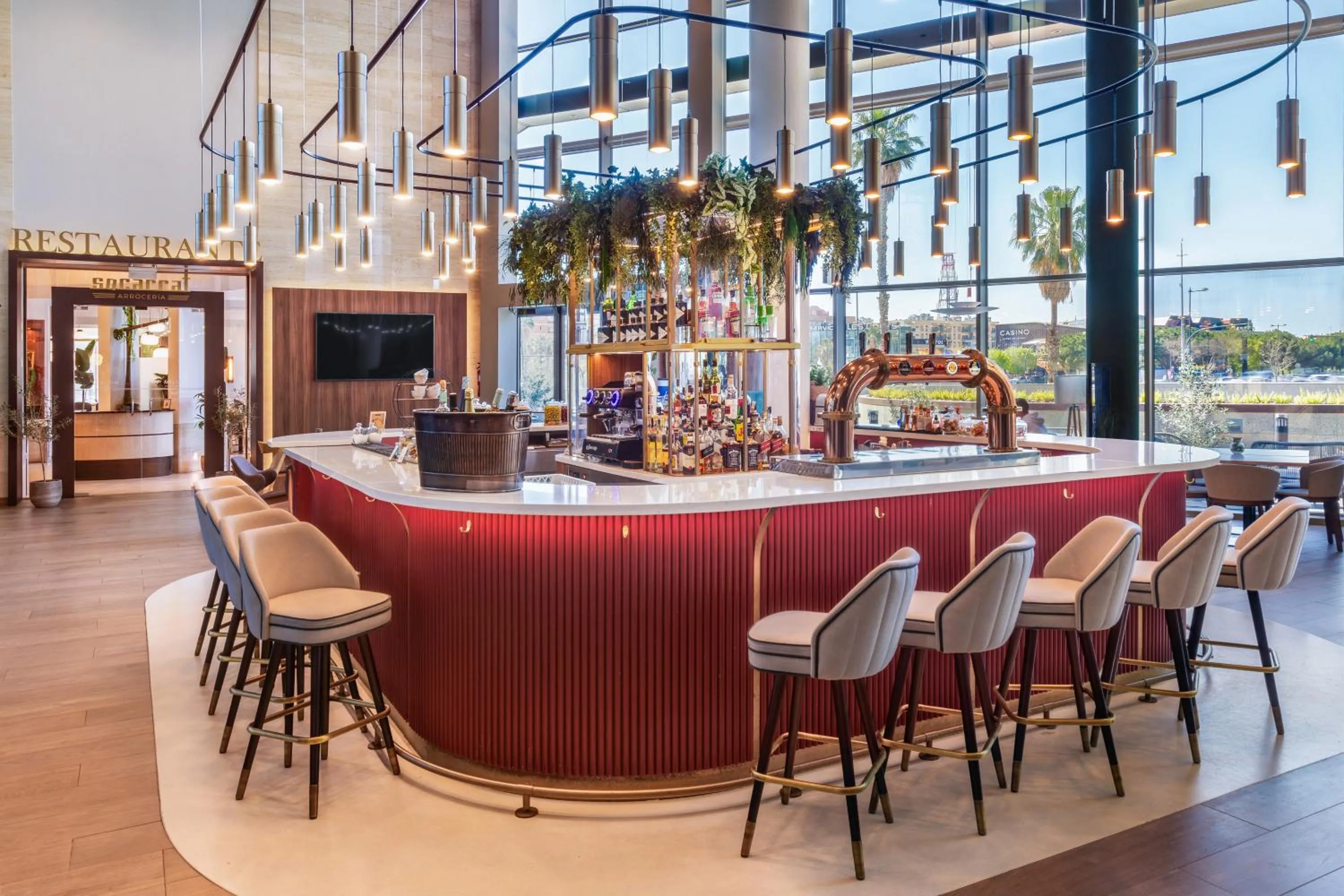 Restaurant/places to eat in Melia Valencia