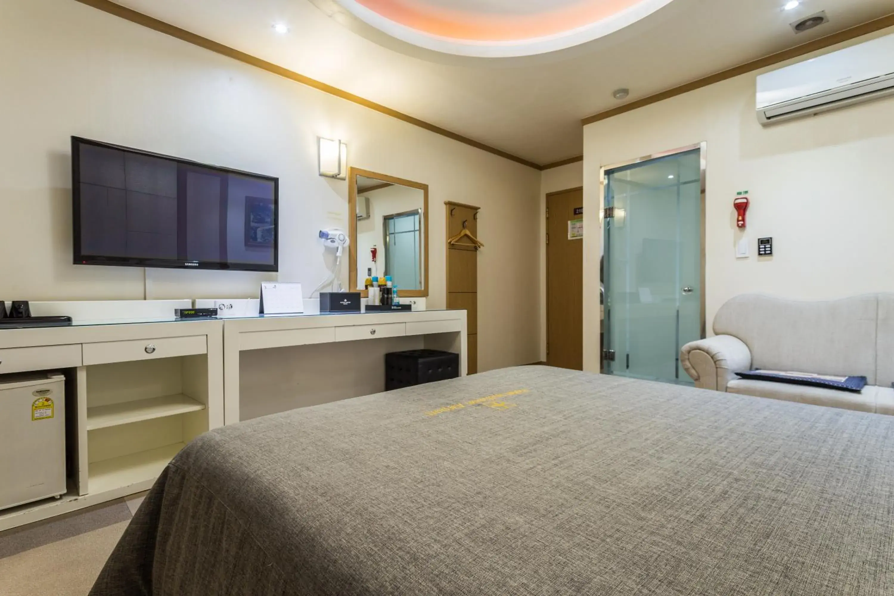 Standard Double Room in Incheon Airport Hotel Standard Double Room in Incheon Airport Hotel