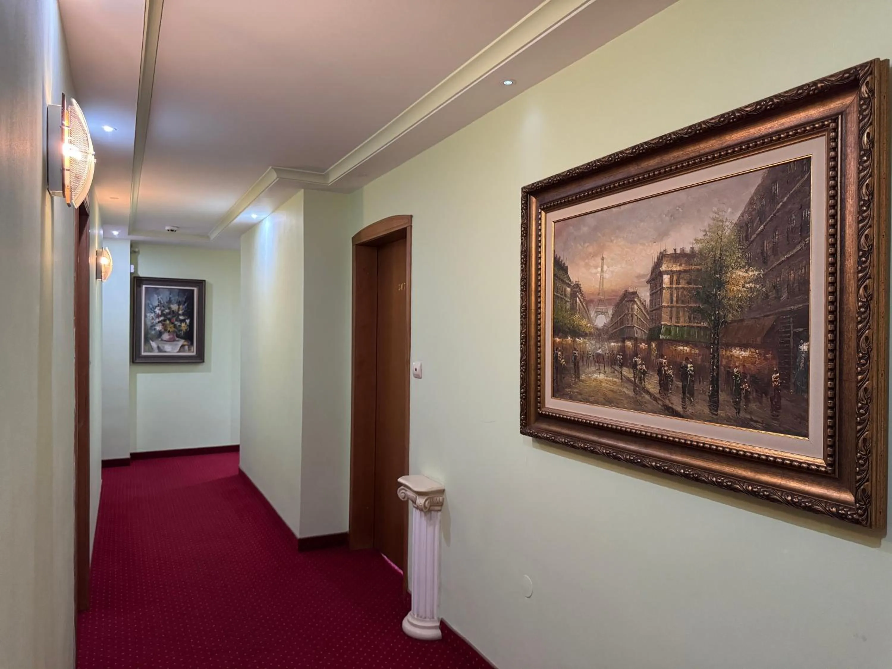 Facade/entrance in Hotel Dafi