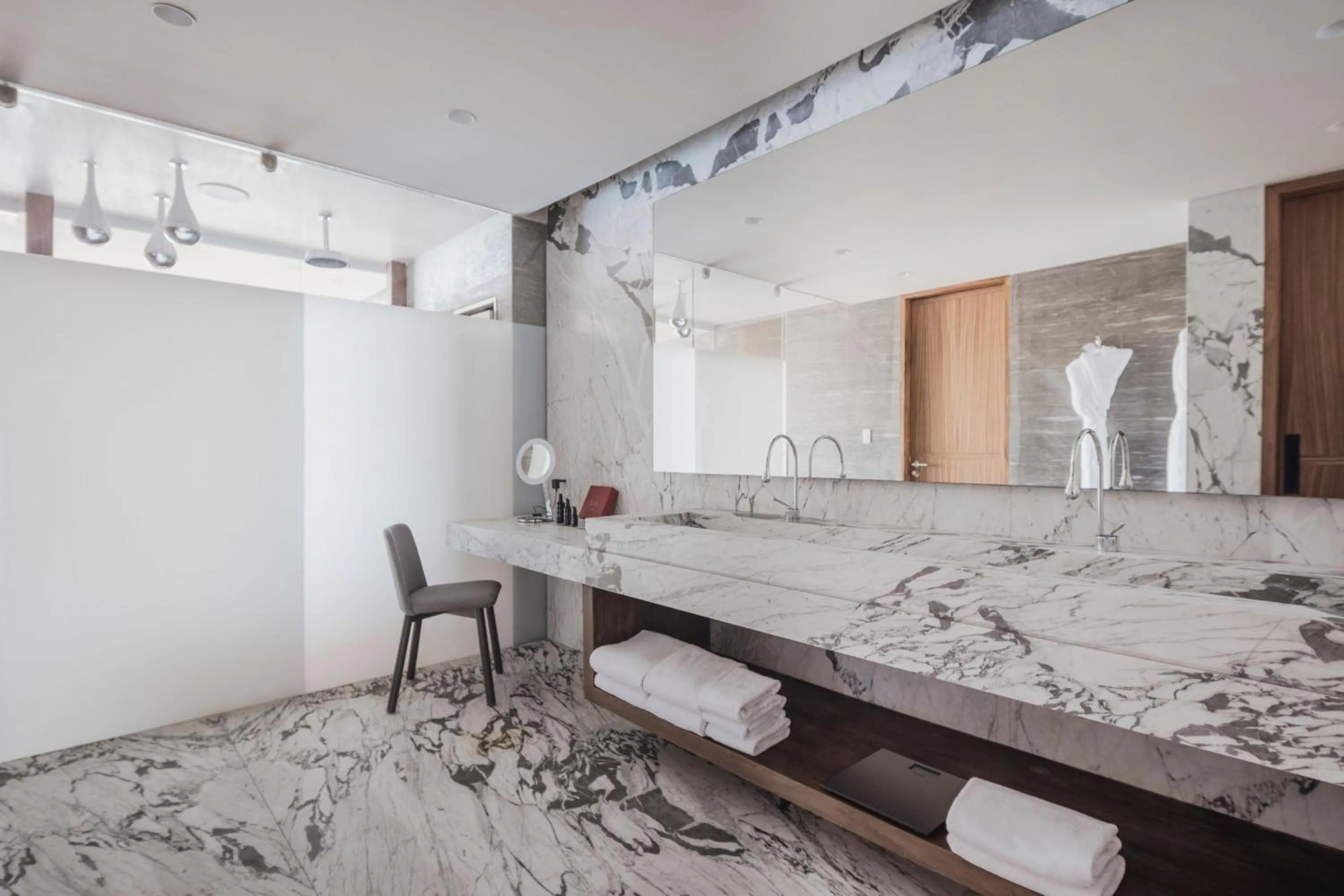Bathroom, Bed in Solaz, a Luxury Collection Resort, Los Cabos