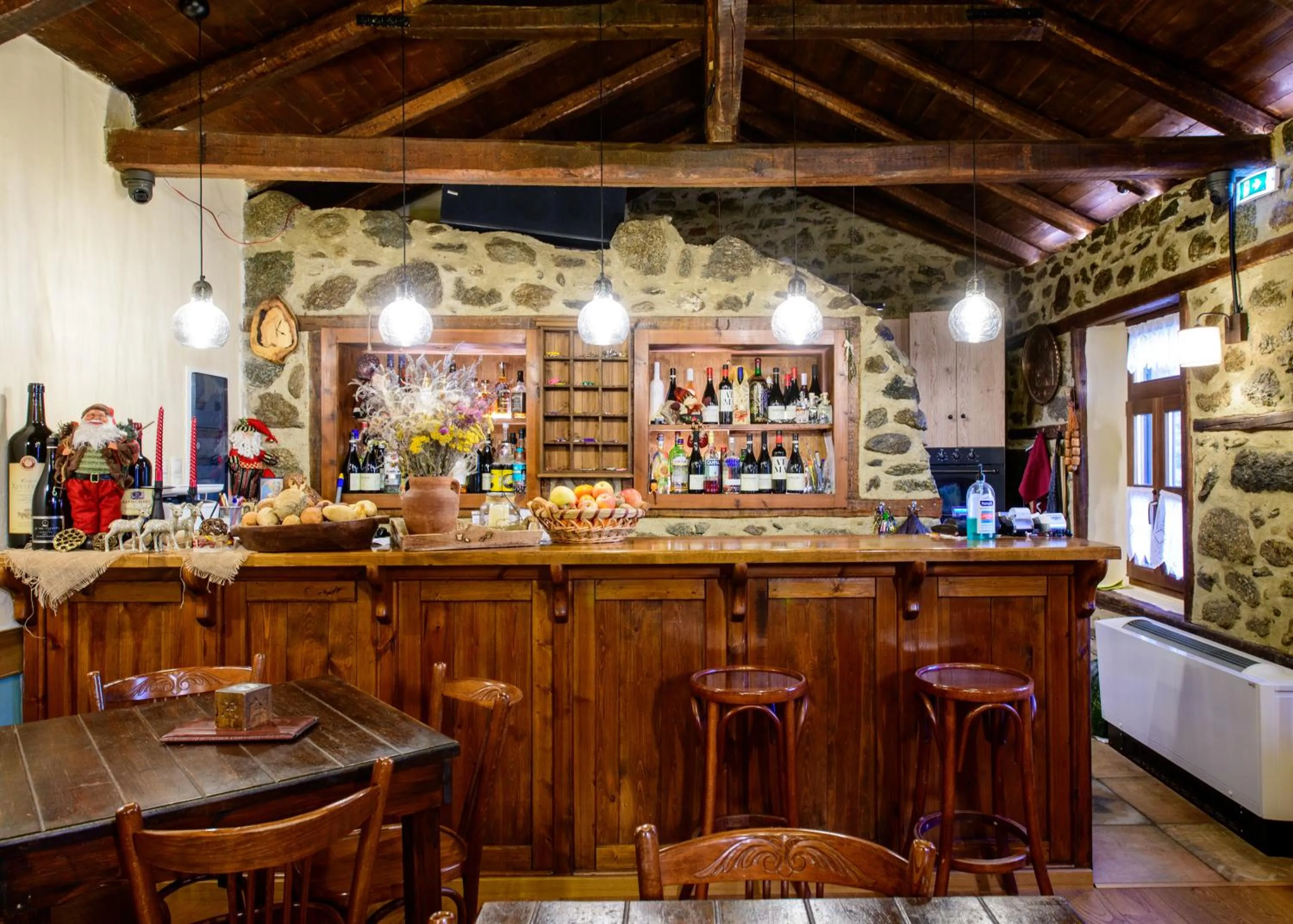 Restaurant/places to eat in Agios Germanos