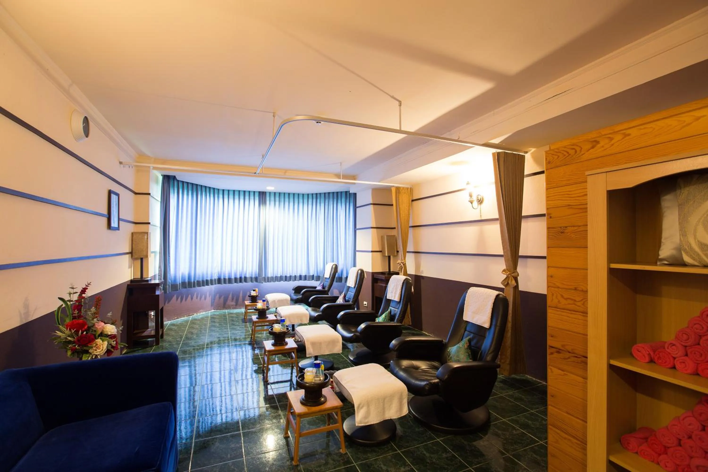 Massage in The Imperial Hotel & Convention Centre Phitsanulok