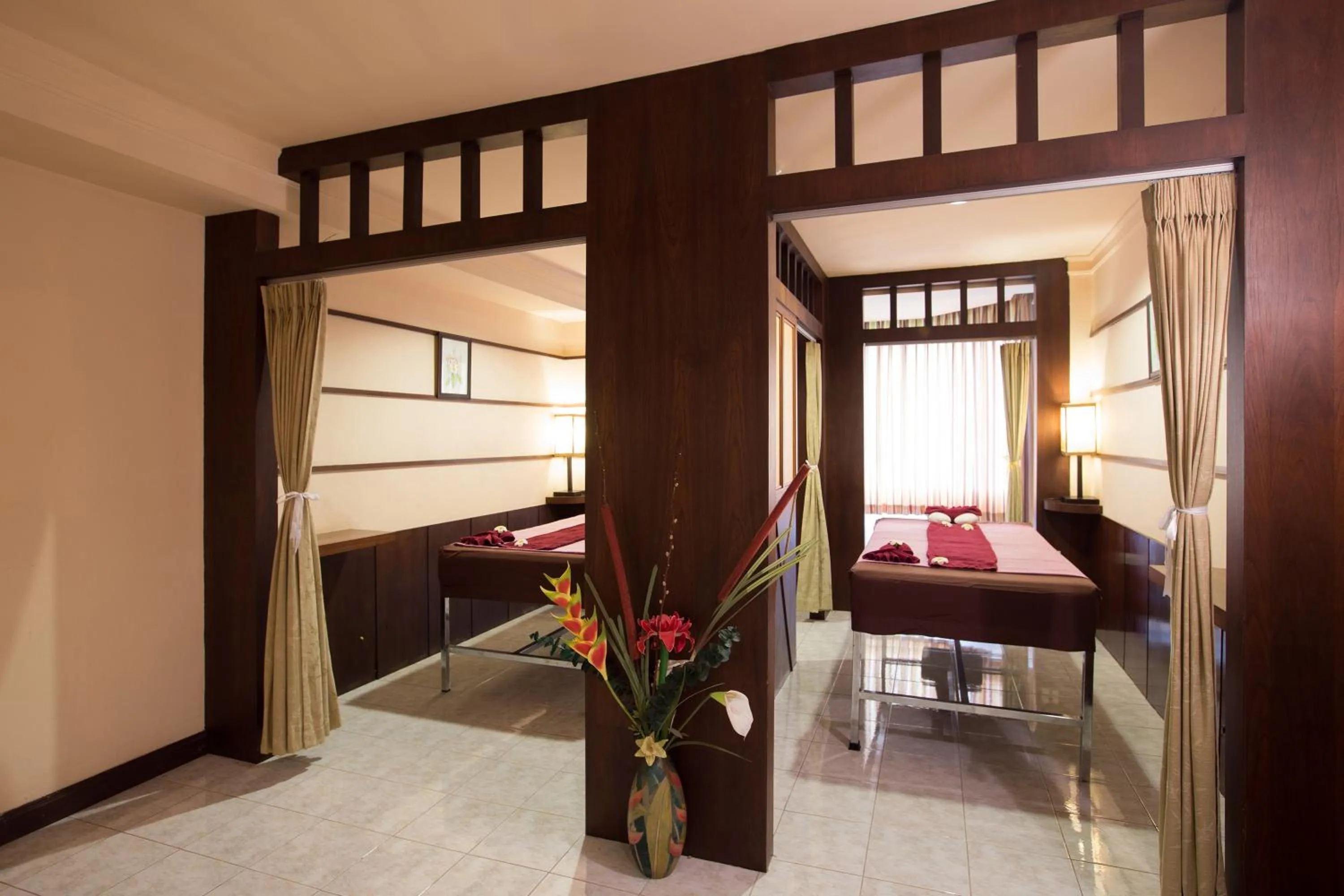 Activities, Bed in The Imperial Hotel & Convention Centre Phitsanulok