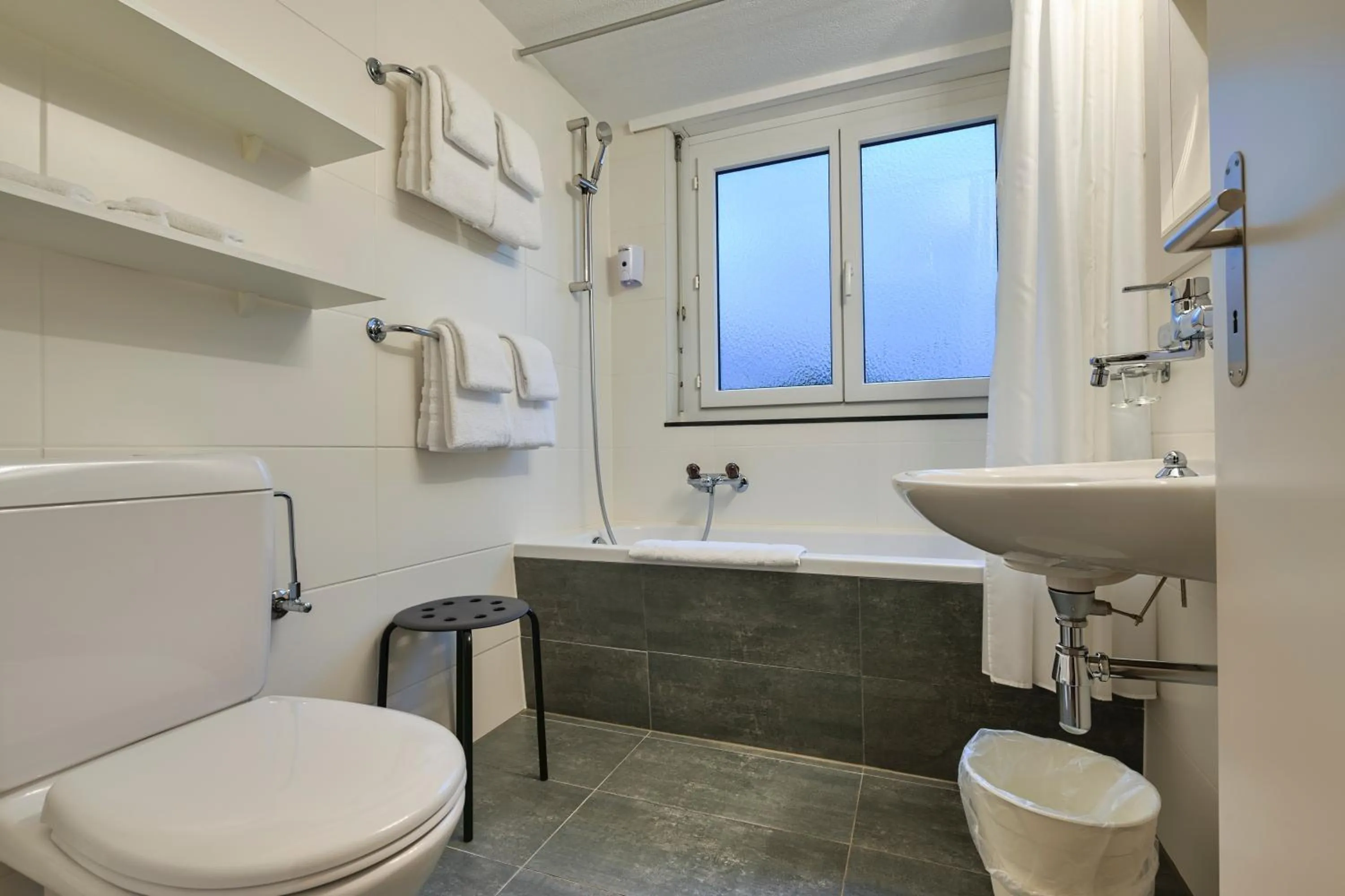 Bathroom in Hotel Luna Garni