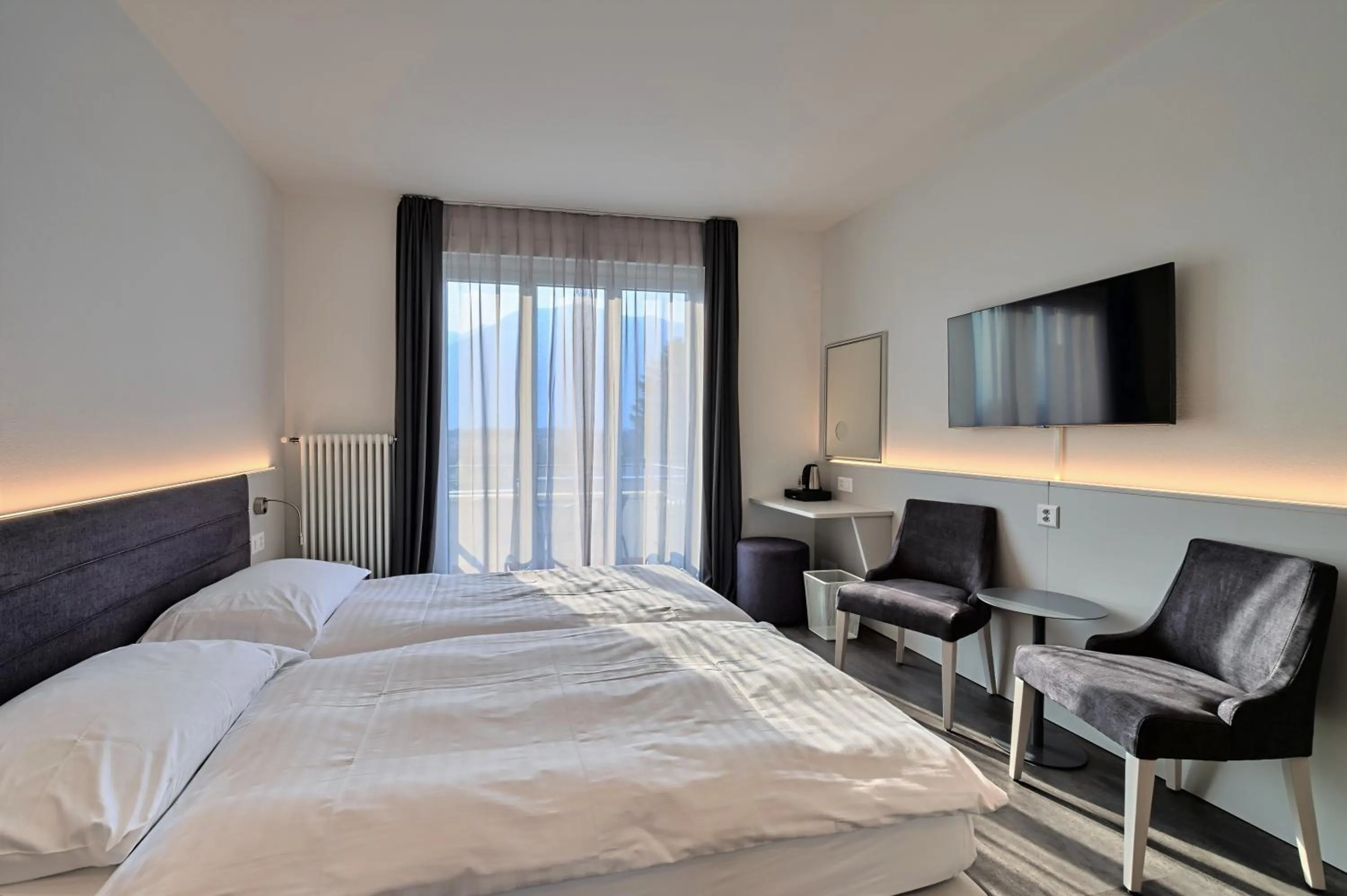 Photo of the whole room, Bed in Hotel Luna Garni