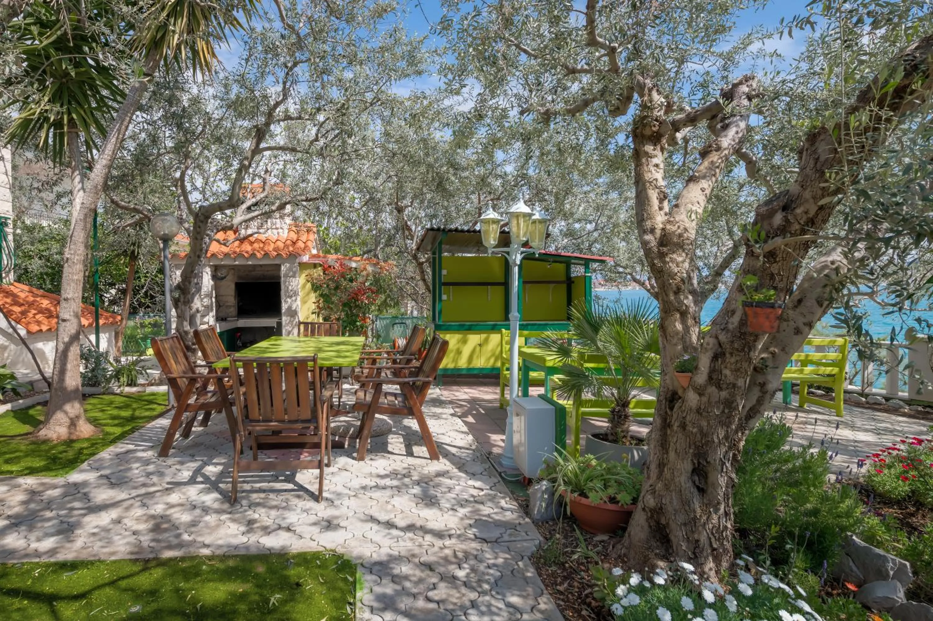 BBQ facilities in Apartments G