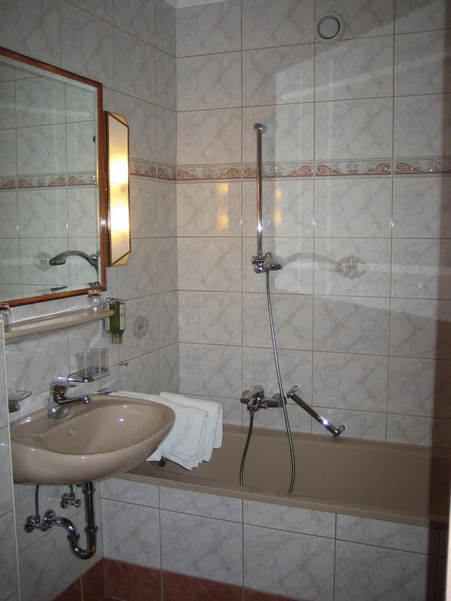 Bathroom in Hotel Völserhof