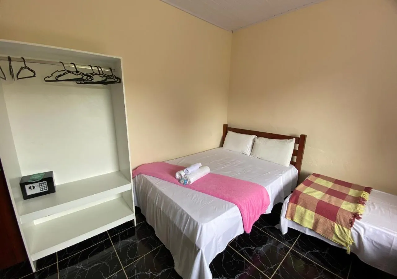 Bedroom, Bed in Pousada Alto da Praia