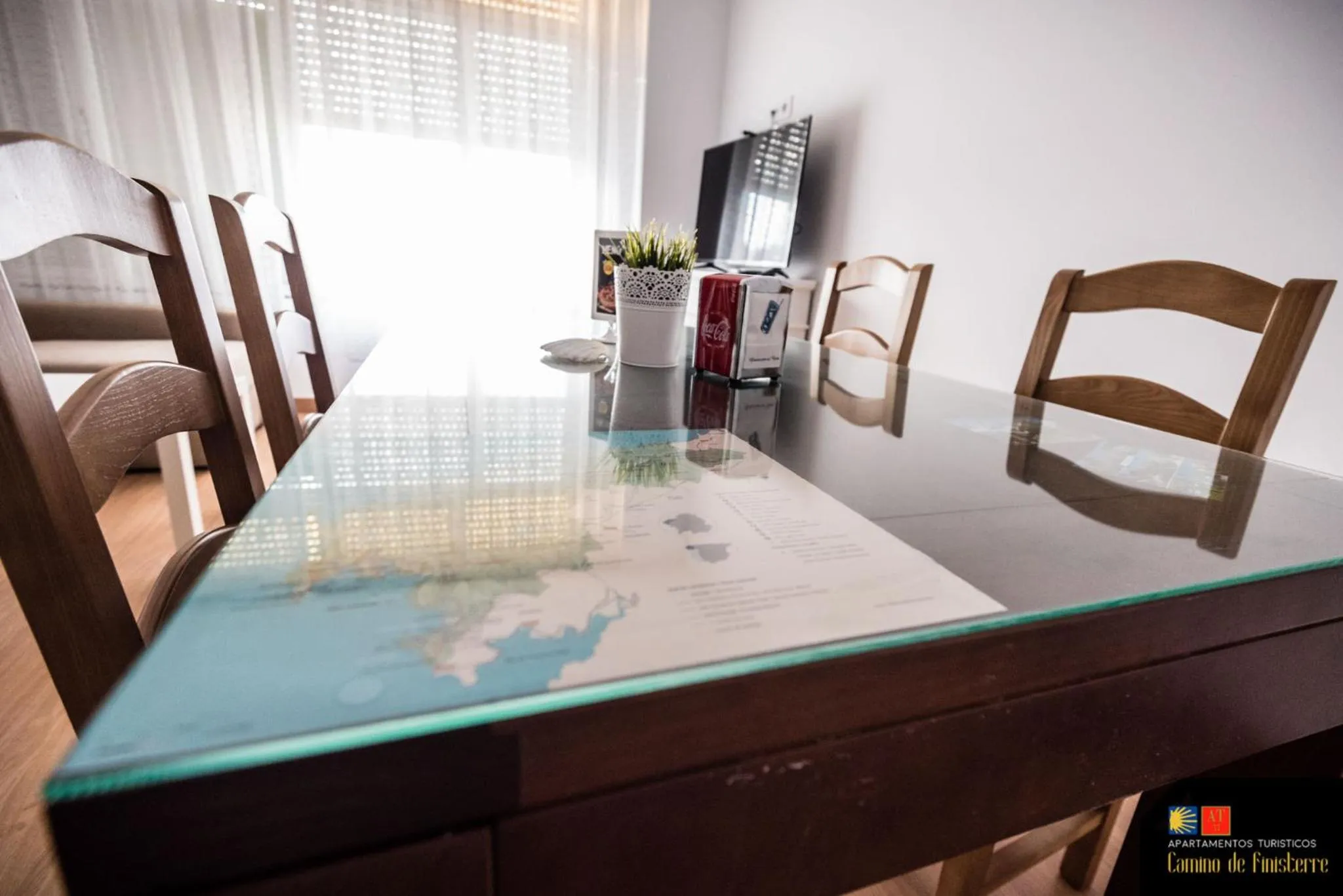 Communal kitchen, Bed in Camino de Finisterre