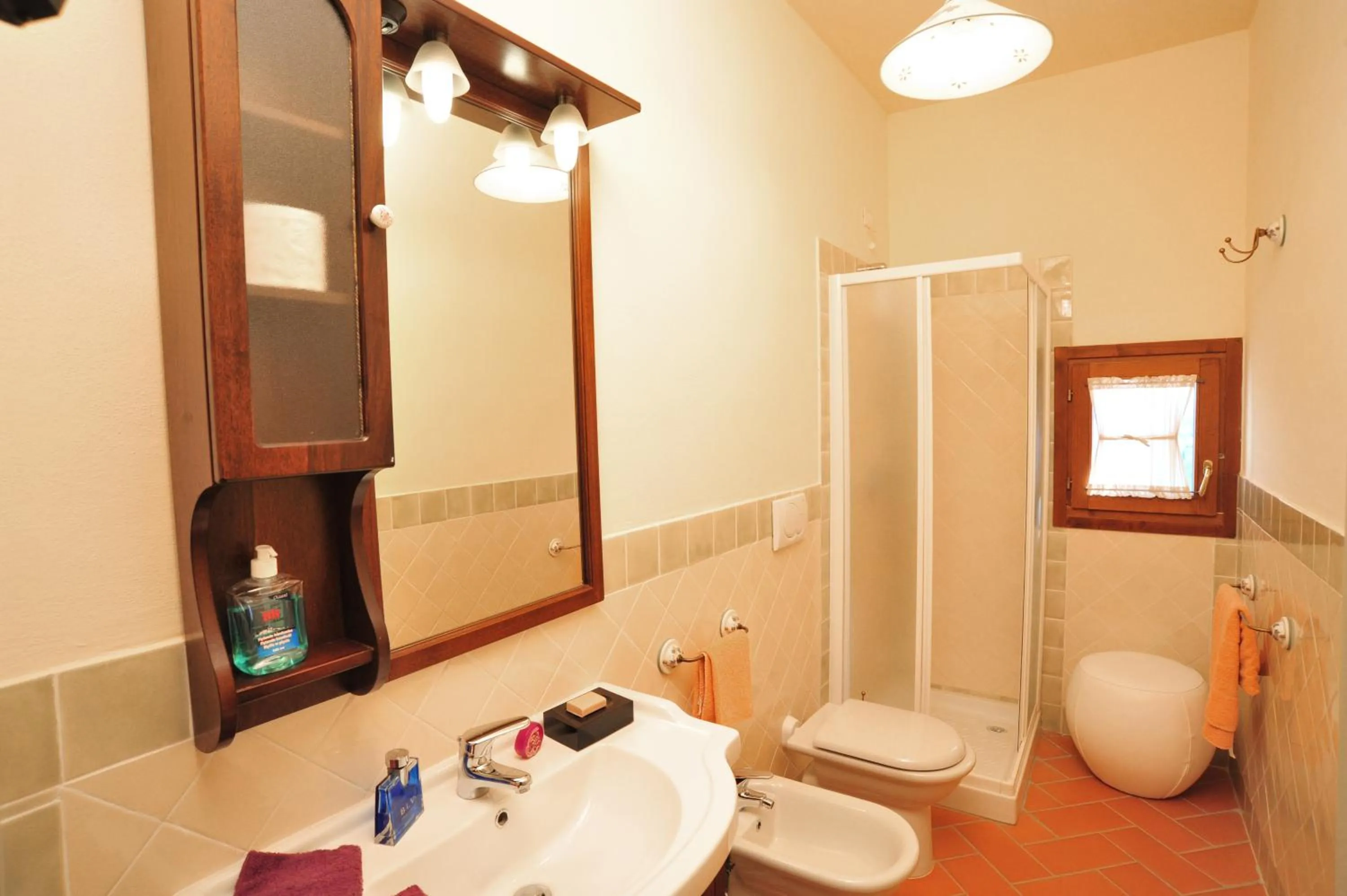 Shower in Agriturismo Streda Wine & Country Holiday