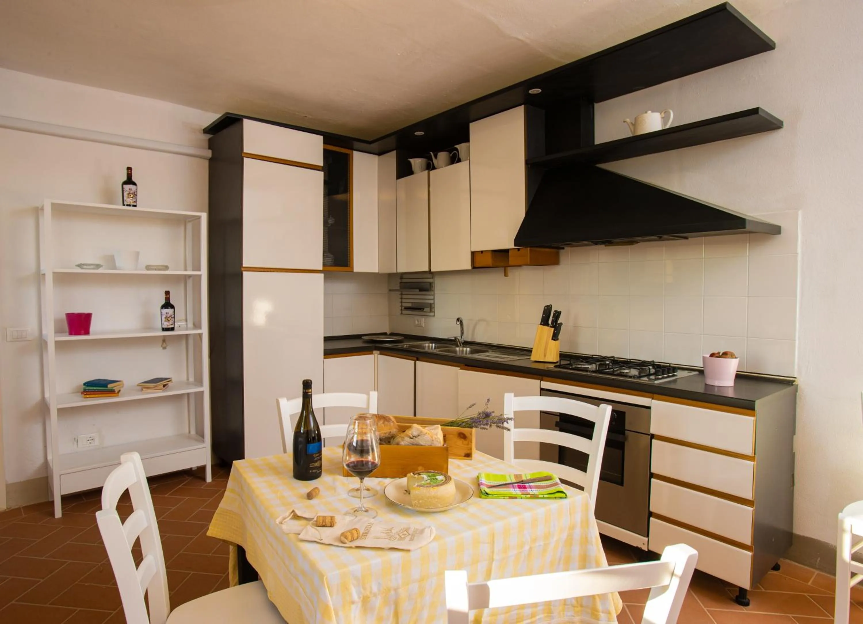 Kitchen or kitchenette in Agriturismo Streda Wine & Country Holiday