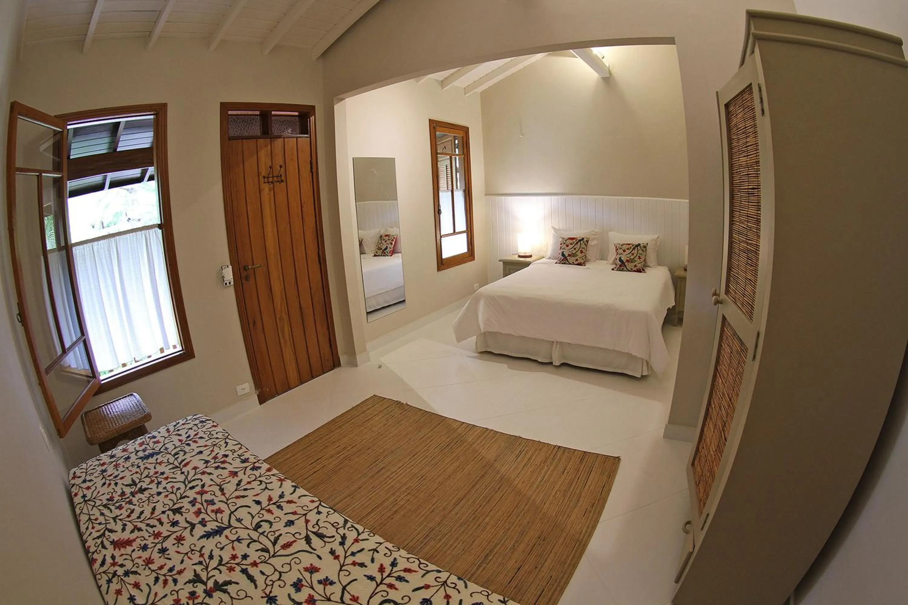 Decorative detail, Bed in Villa Bebek Hotel