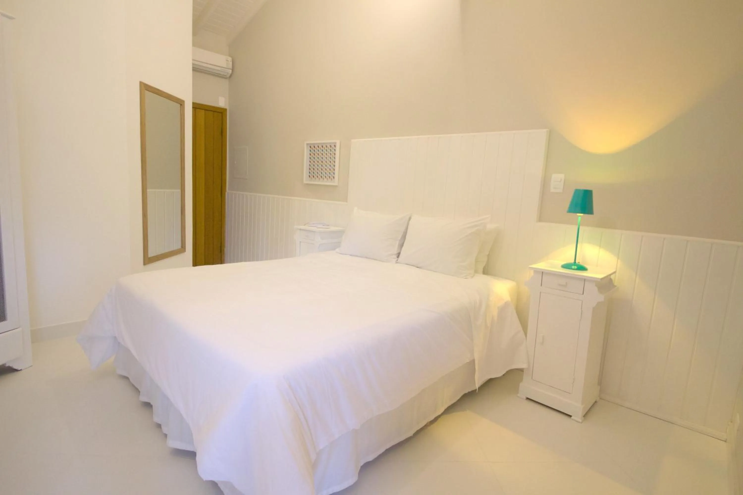 Bed in Villa Bebek Hotel