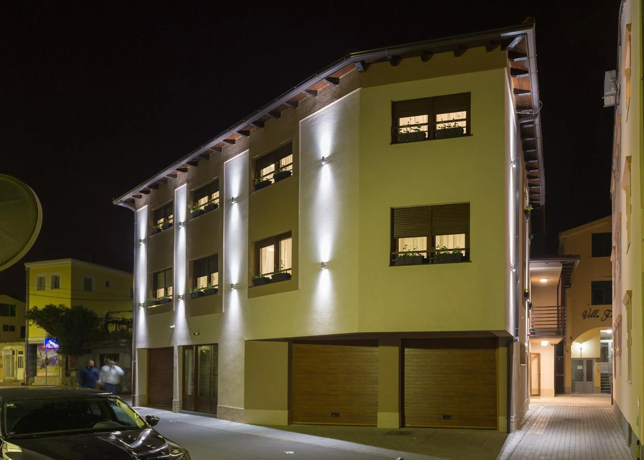 Property building in Villa Fortuna