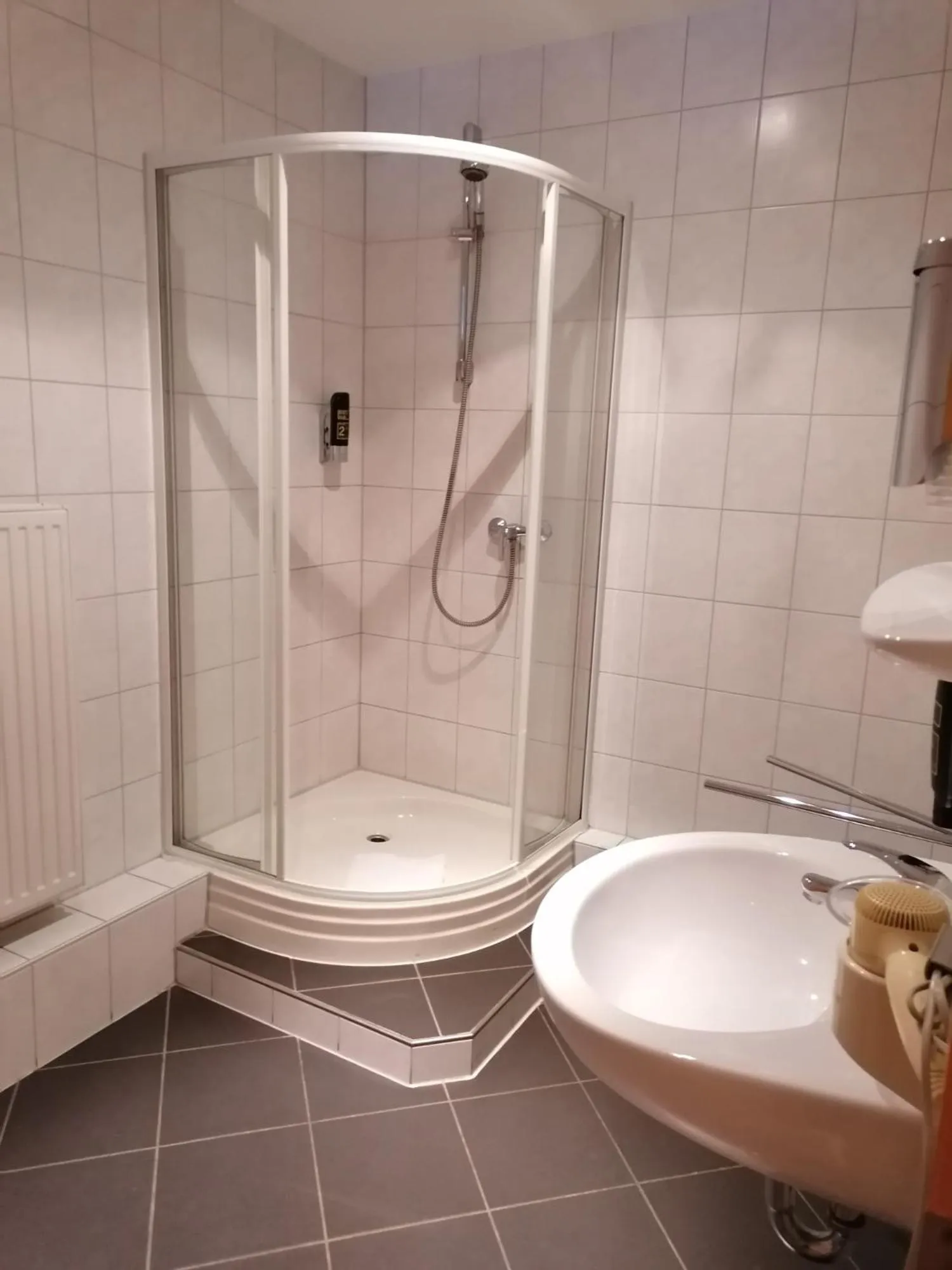 Bathroom in Hotel am Holzhafen