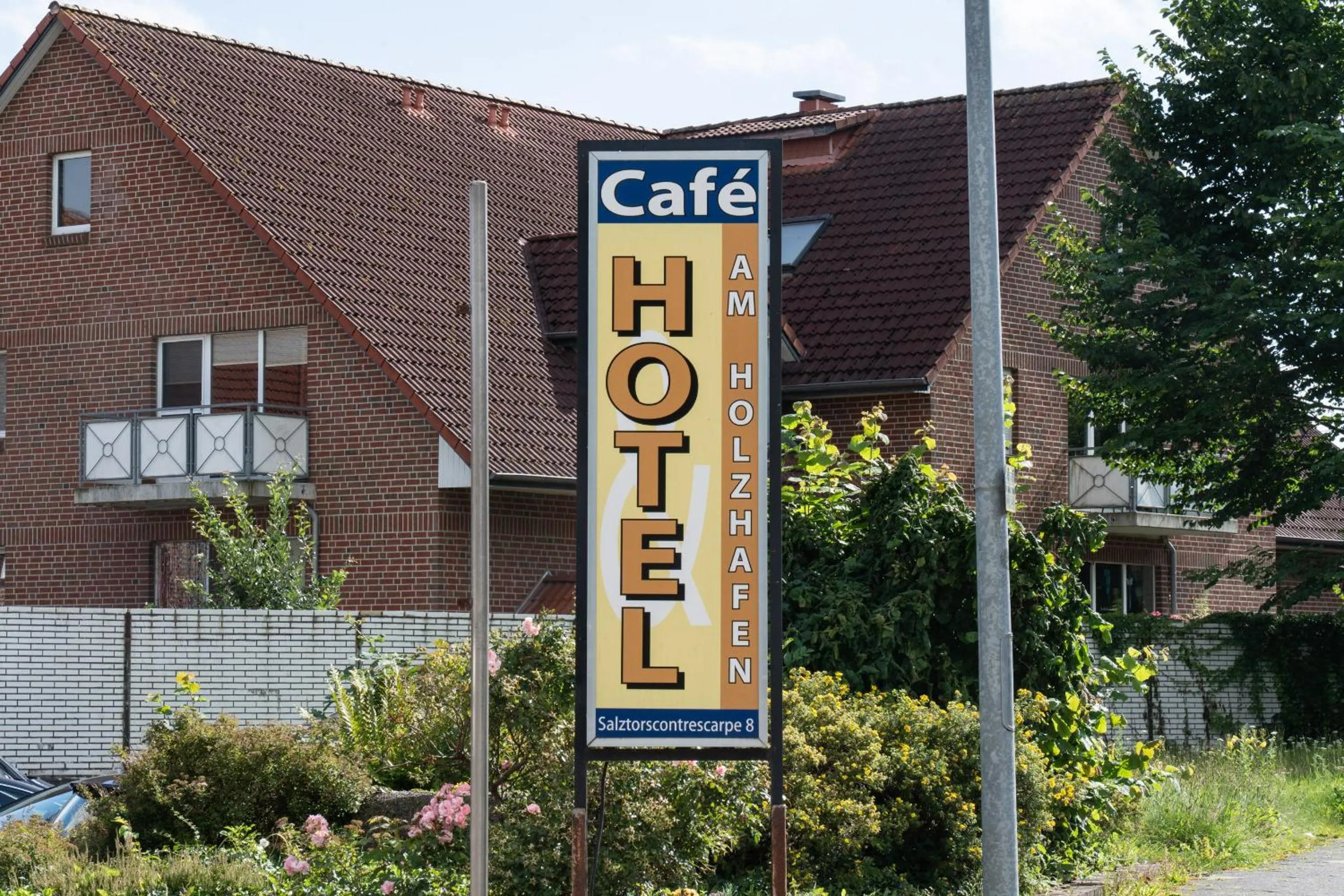 Logo/Certificate/Sign in Hotel am Holzhafen