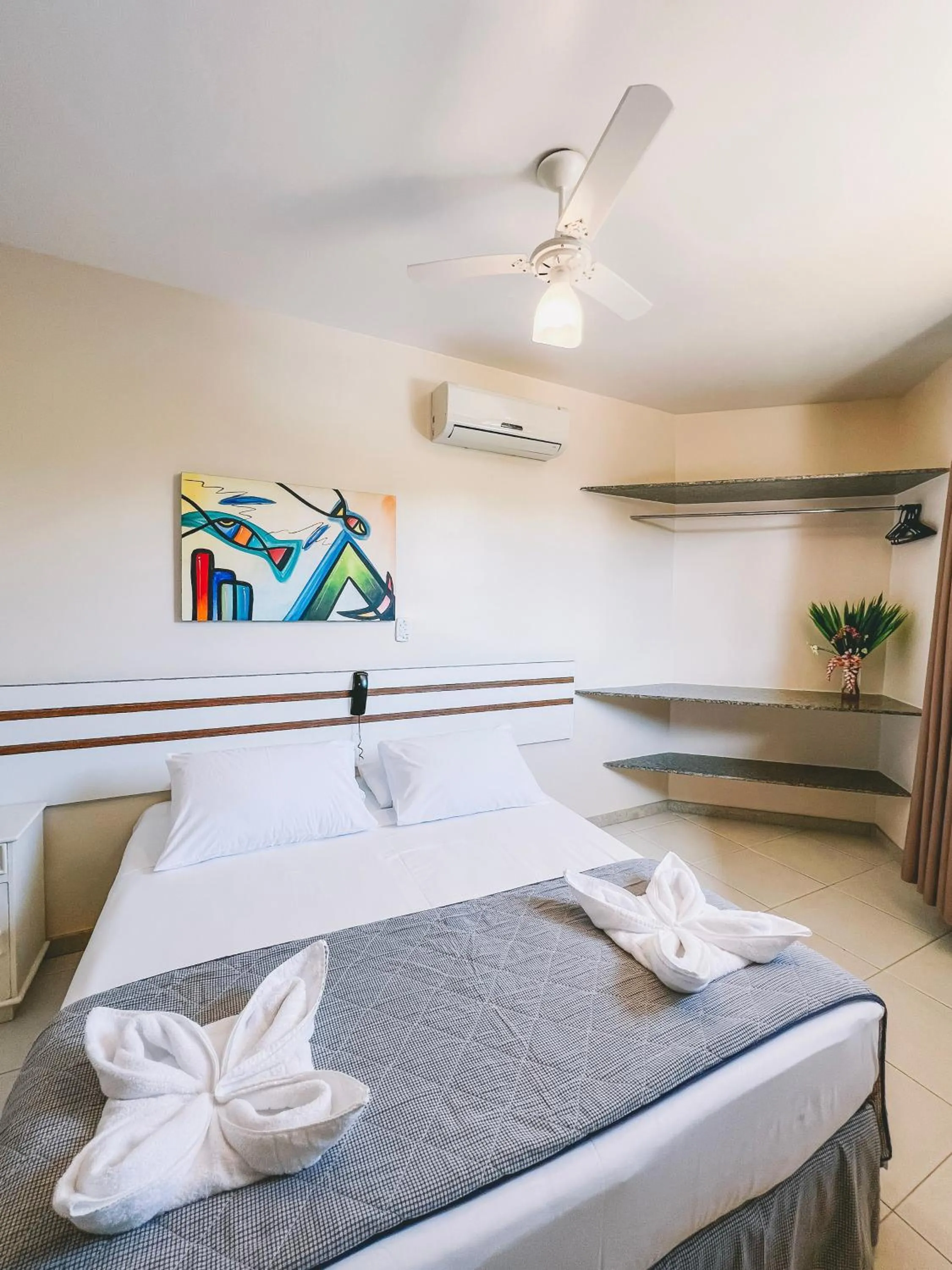 Bed in Porto Geraes Praia Hotel