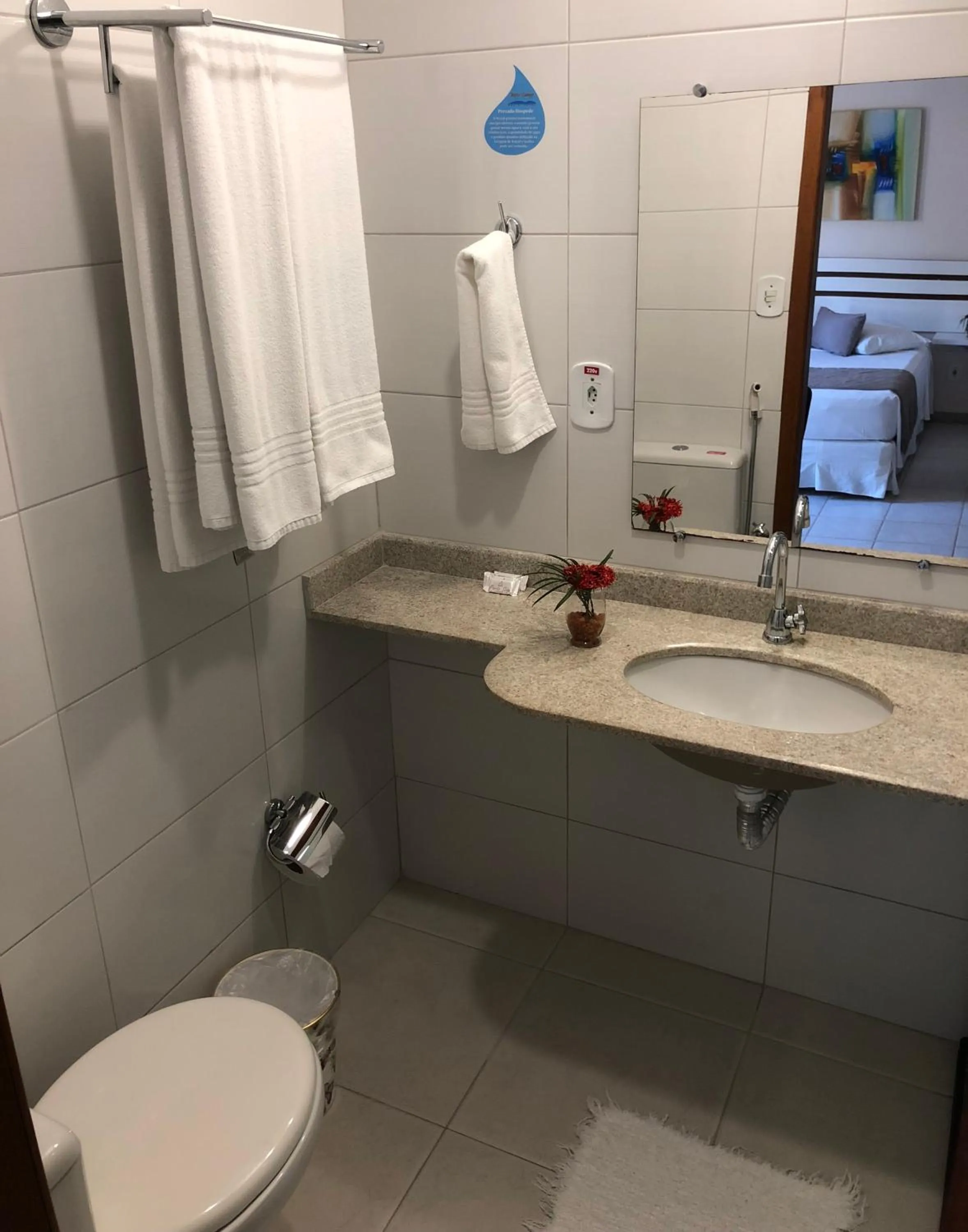 Shower in Porto Geraes Praia Hotel