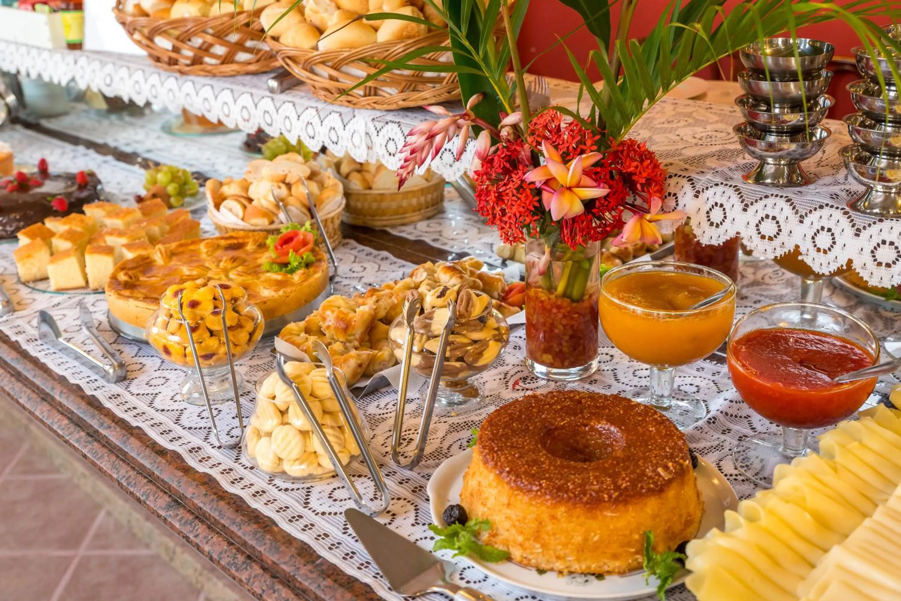 Restaurant/places to eat in Porto Geraes Praia Hotel