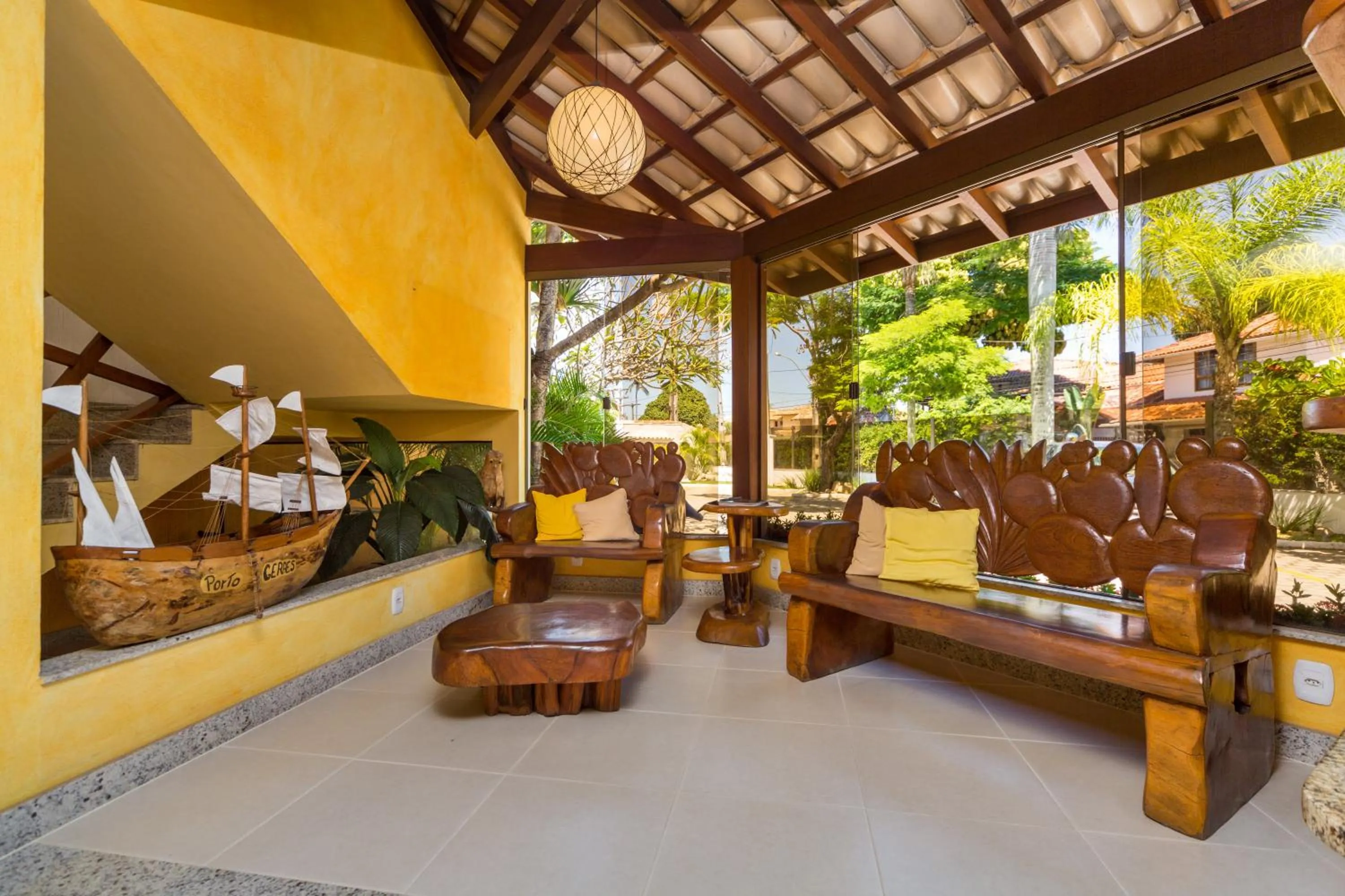 Lobby or reception in Porto Geraes Praia Hotel