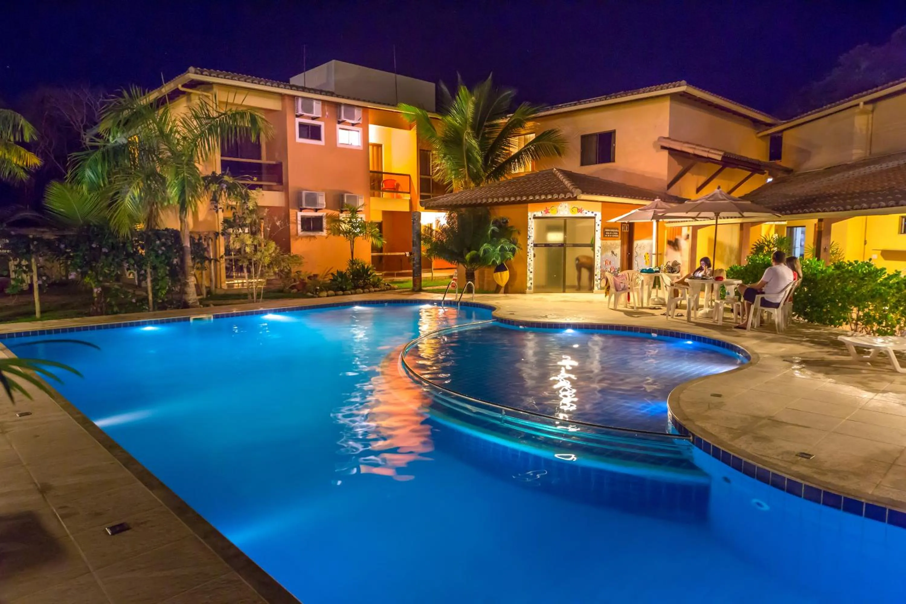 Swimming pool in Porto Geraes Praia Hotel