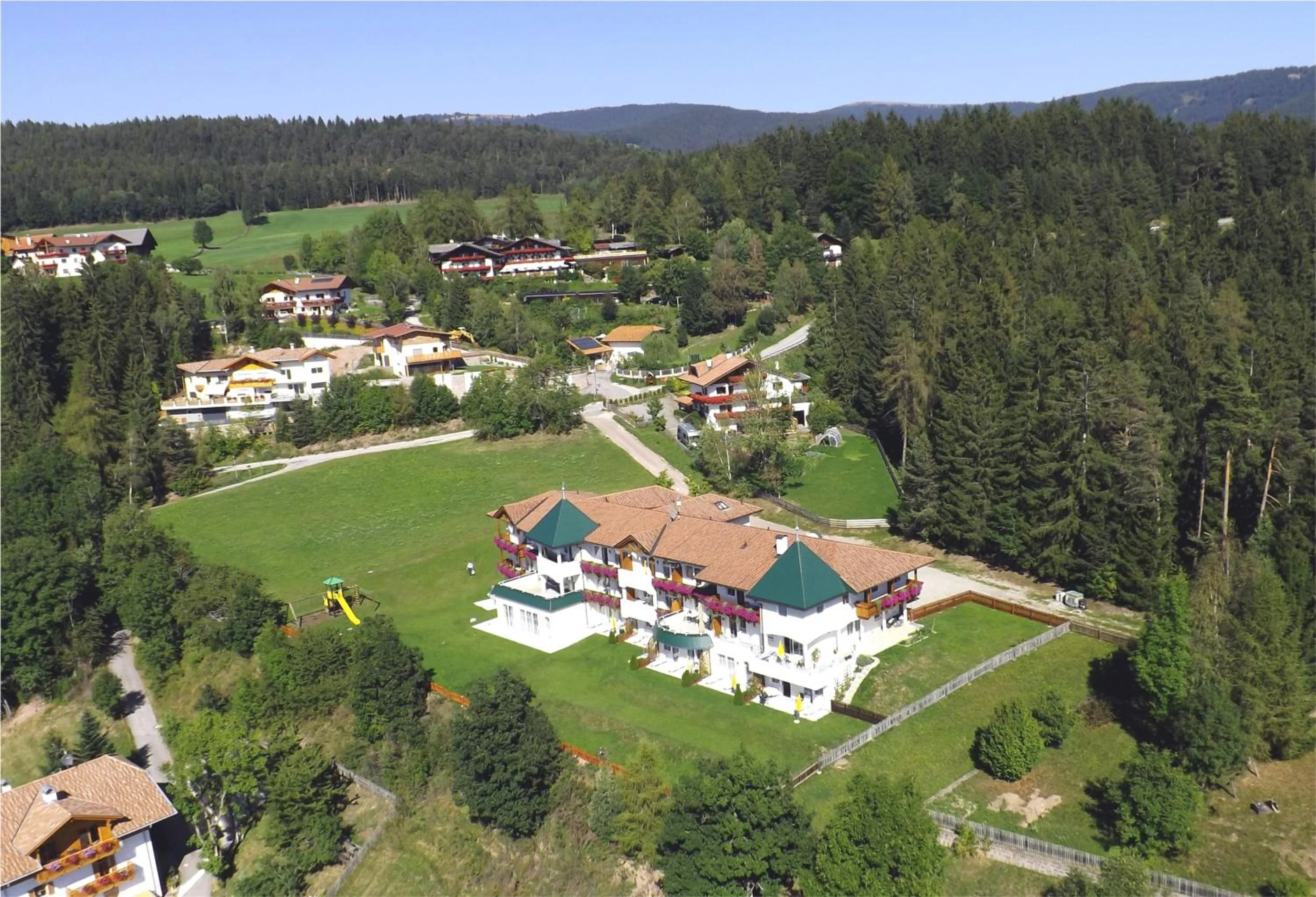 Bird's eye view in Residence Rossboden mit Hallenbad