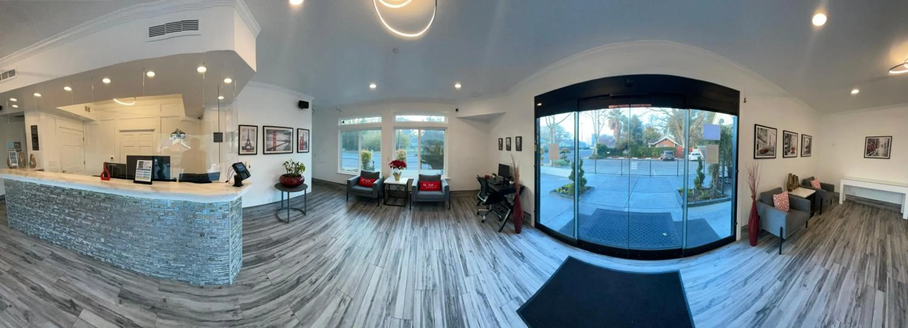 Lobby or reception in Aggie Inn, an Ascend Collection Hotel