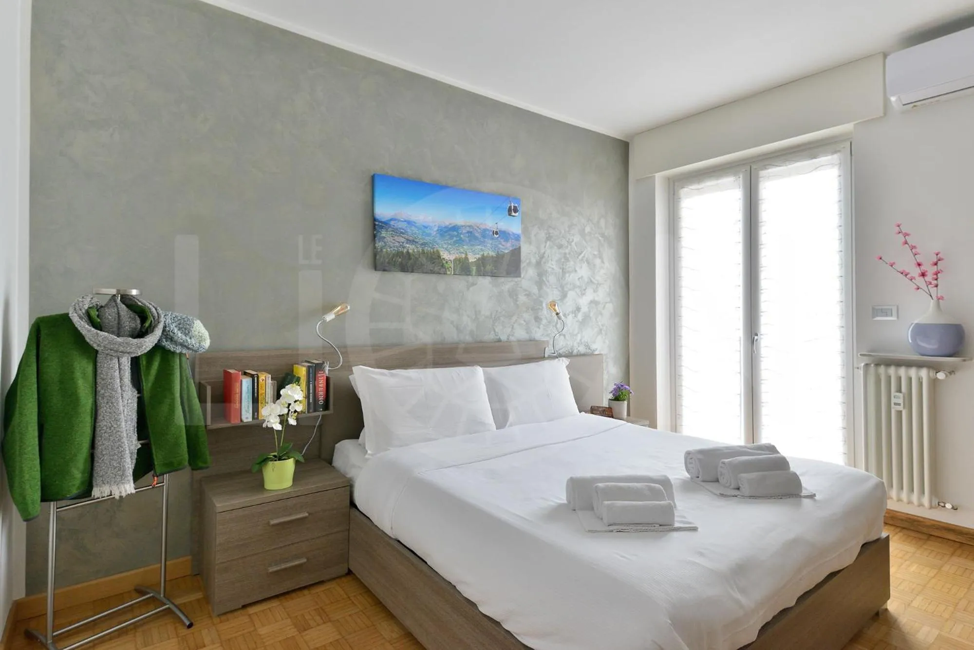 Bed in Le Lion Apartments - Lys Family Apartment