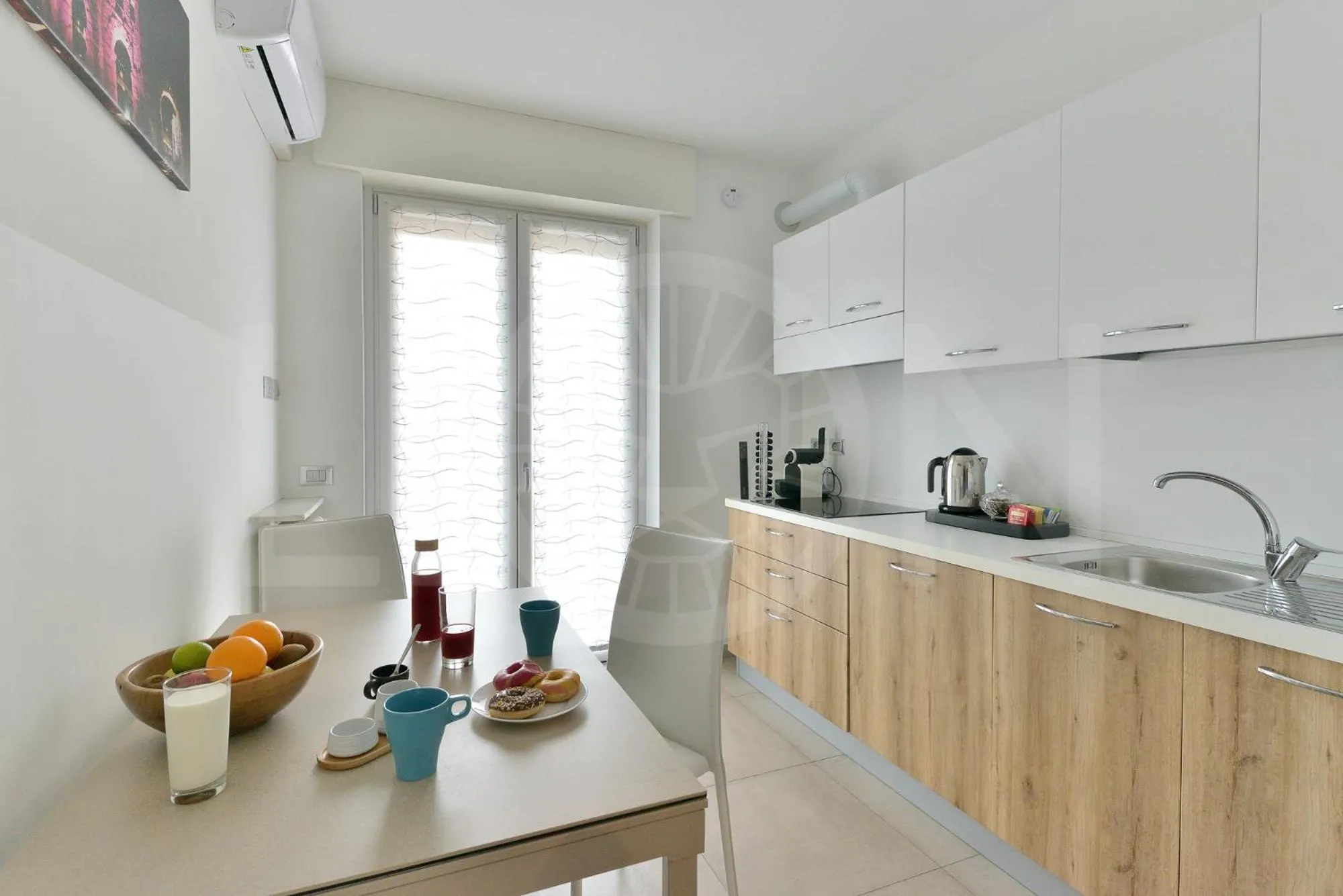 Coffee/tea facilities in Le Lion Apartments - Lys Family Apartment