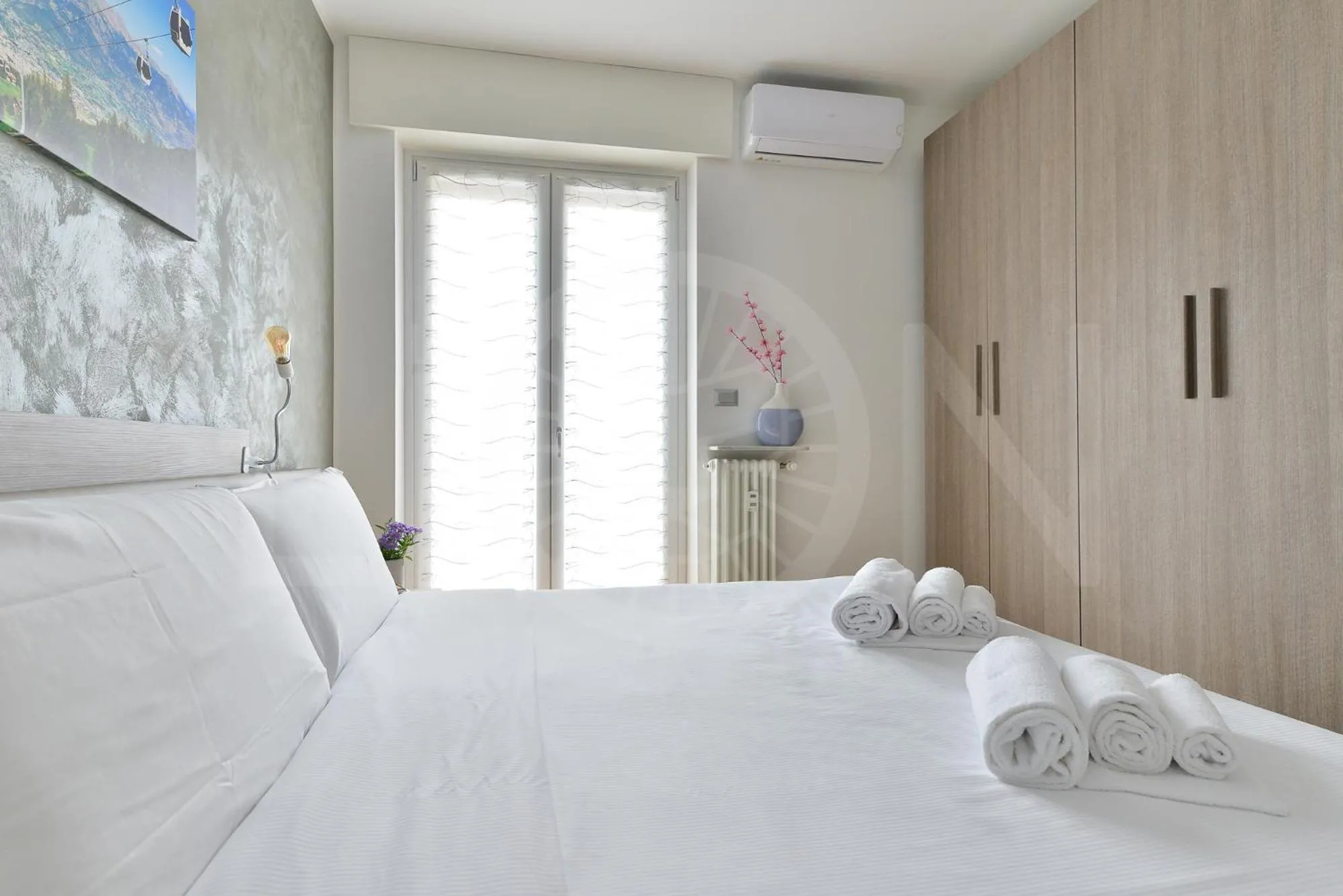 Bed in Le Lion Apartments - Lys Family Apartment